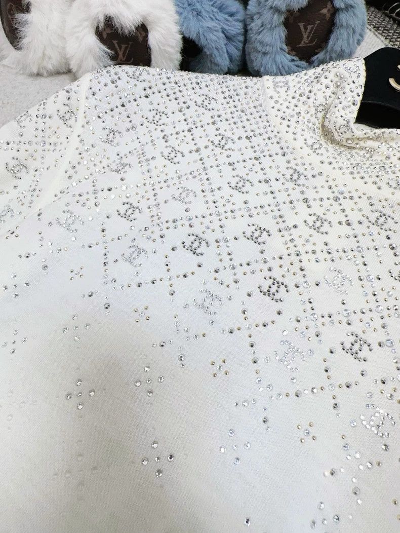 Chanel Chanel Ski series diamond check full diamond sequin double Size S / US 4 / IT 40 - 5 Thumbnail