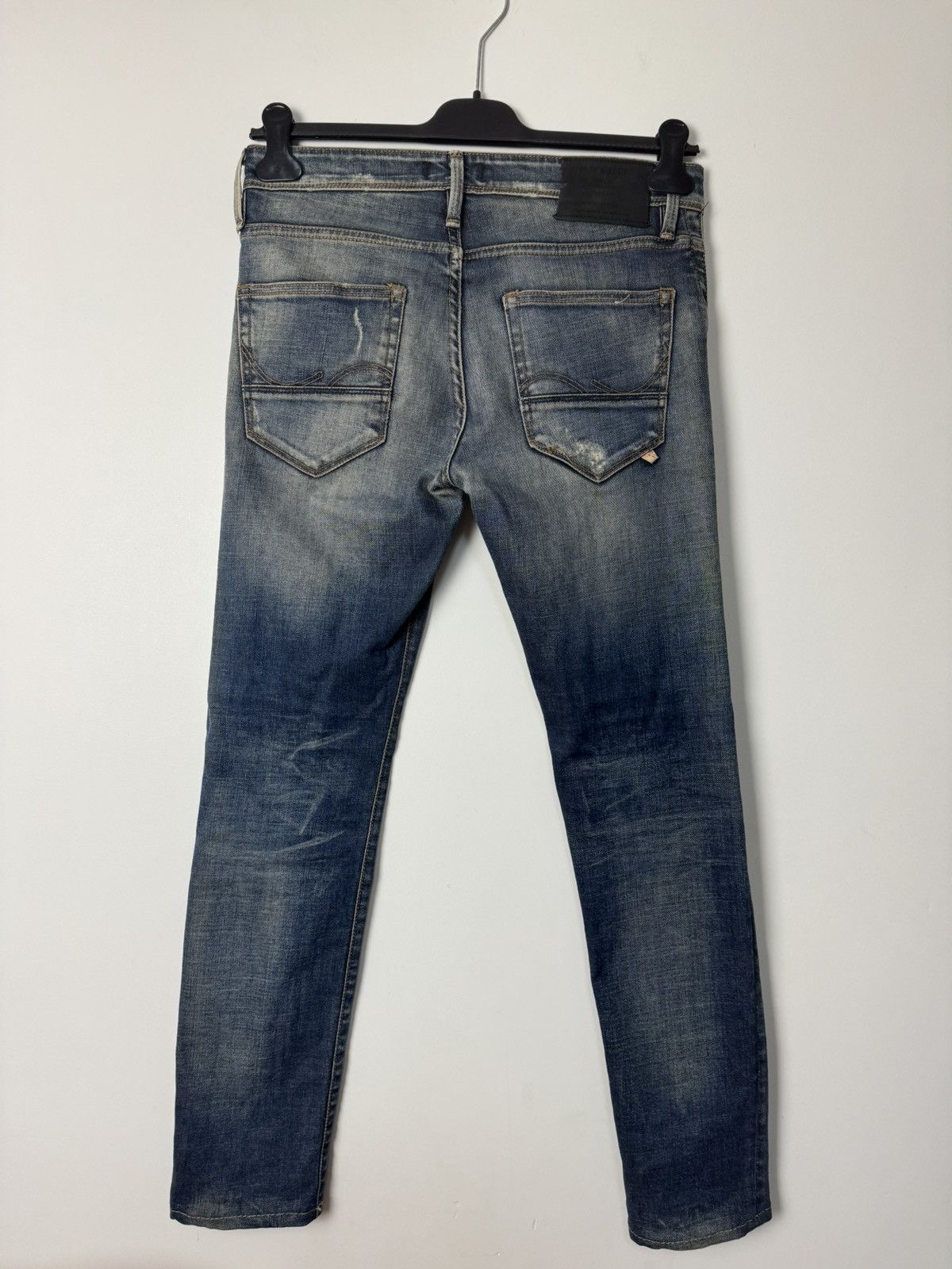 Japanese Brand Distressed Slim Fit Jeans Vintage Wash Denim Leather detail Size US 30 / EU 46 - 12 Thumbnail