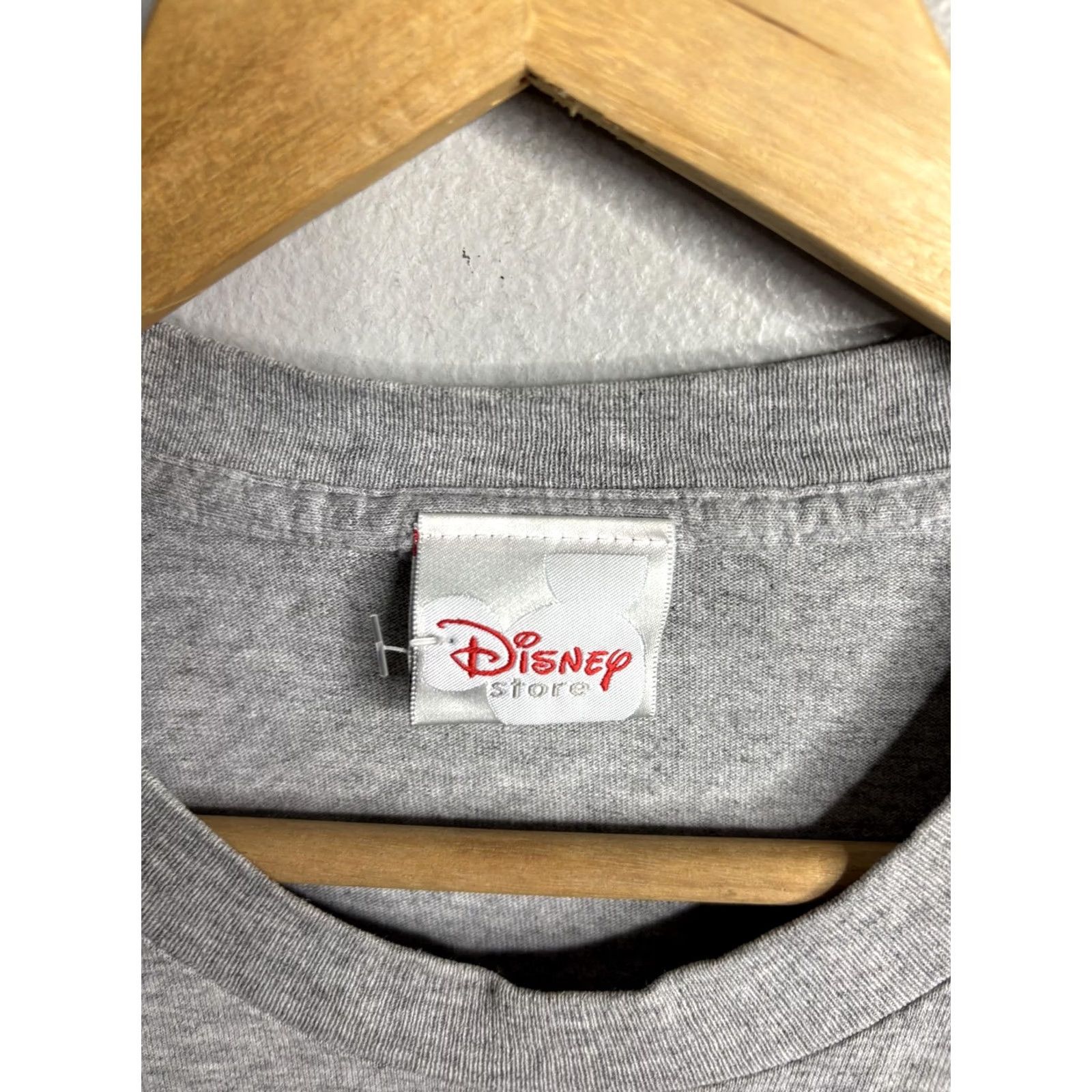 Disney Disney Store Shirt Mens Large Gray Tigger Eeyore Friendship Quote Tee T-Shirt Size US L / EU 52-54 / 3 - 3 Thumbnail
