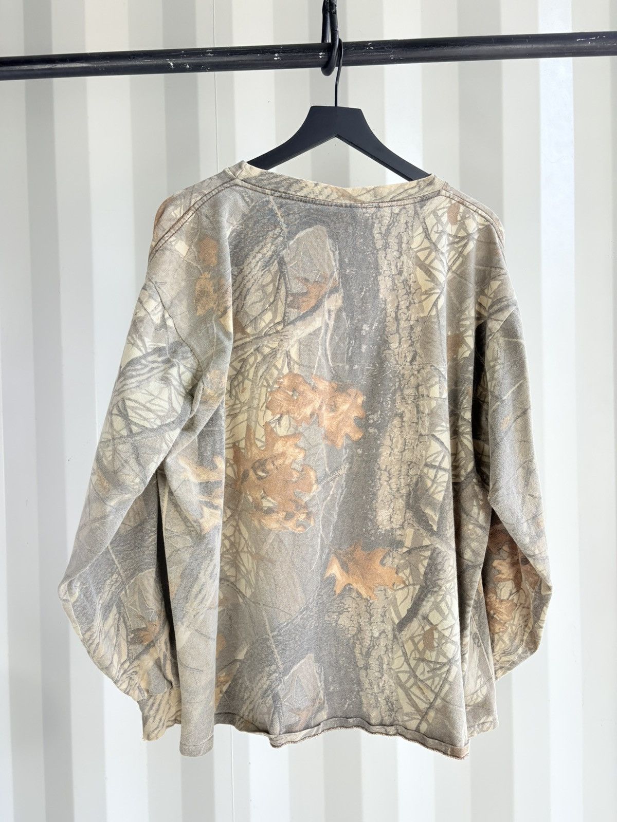 Vintage Thrashed Sun Faded Camo Shirt Distressed Band Tee Erd grunge Size US XL / EU 56 / 4 - 4 Thumbnail
