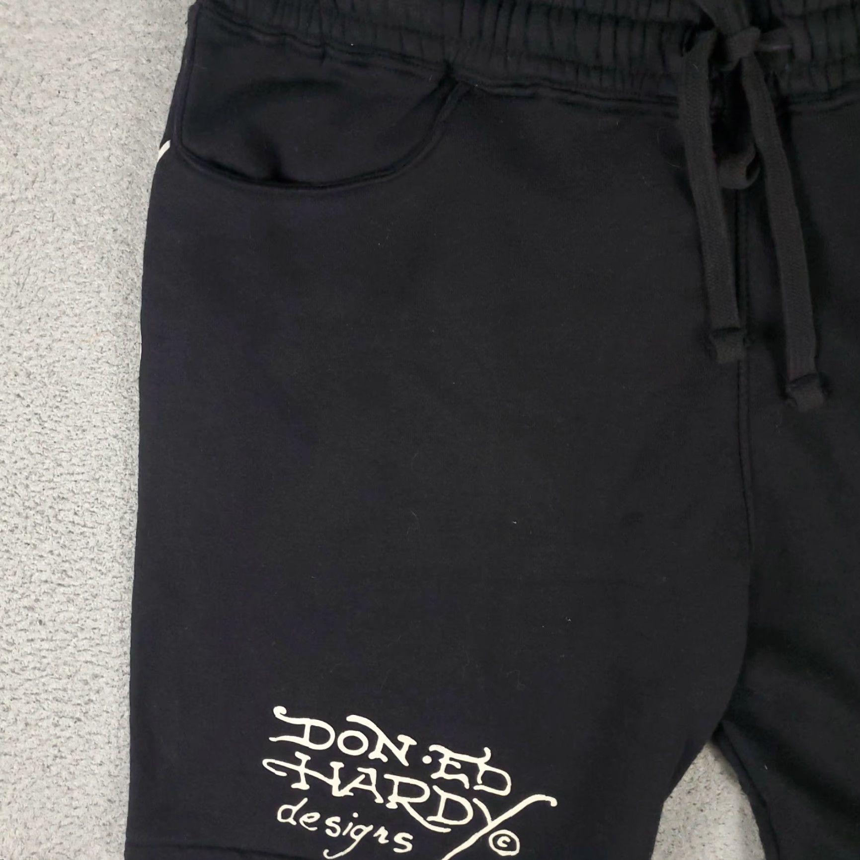 Ed Hardy VINTAGE Ed Hardy Mens Shorts Size Medium Black Graphic Cotton Drawstring Sweat Casual Size US 31 - 2 Thumbnail