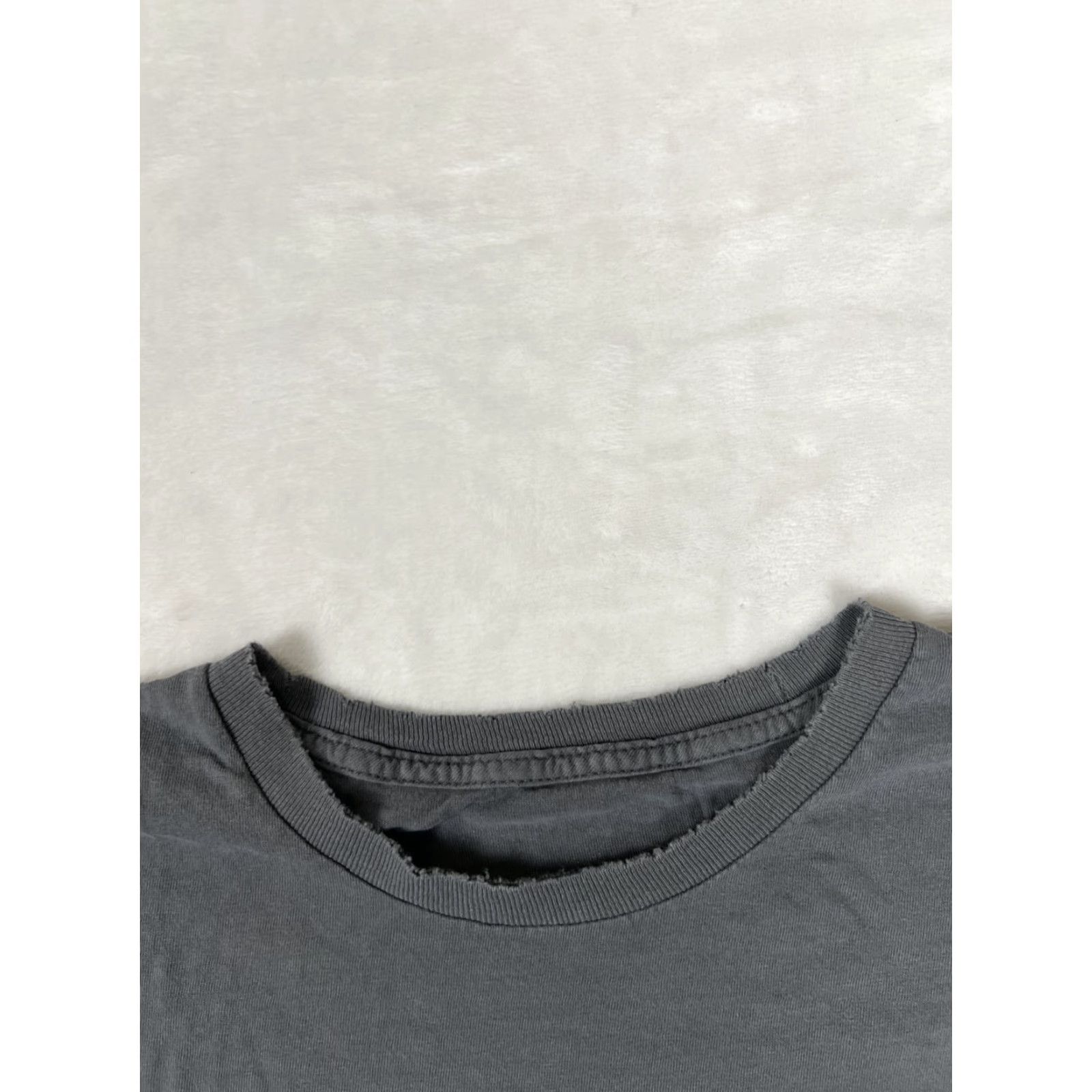 Hurley VINTAGE Hurley T-Shirt 2XL Gray Short Sleeve Crew Neck Men Regular Logo 90s Grunge Surf Y2K Gothic Summer Spring Fall (Size 2XL) Size US XXL / EU 58 / 5 - 3 Thumbnail