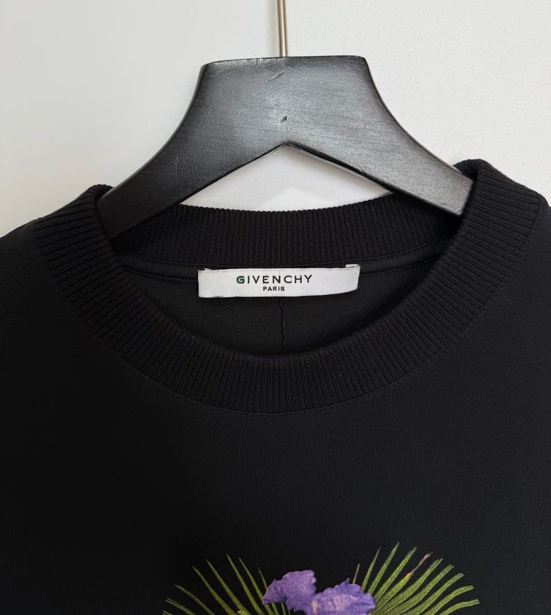 Givenchy Givenchy Givenchy Black Panther Orchid Short Sleeve TShirt Size US S / EU 44-46 / 1 - 4 Thumbnail