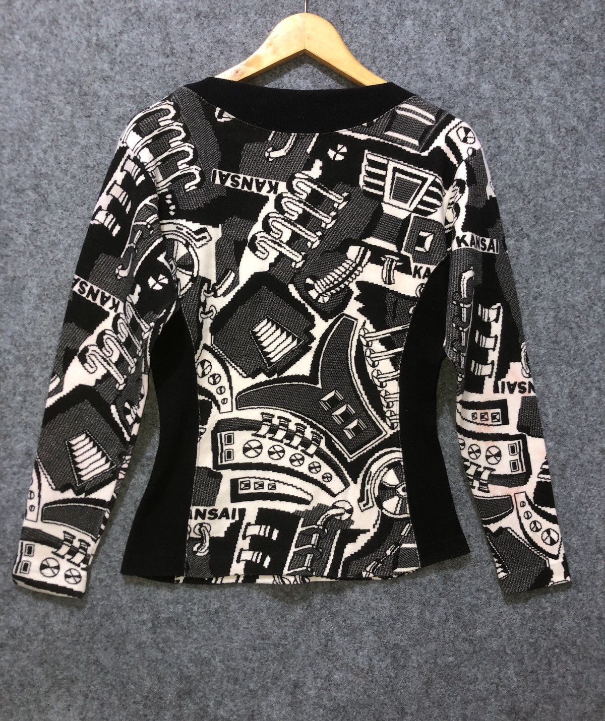 Kansai Yamamoto Vintage Kansai Yamamoto Sweatshirt Size M / US 6-8 / IT 42-44 - 3 Thumbnail