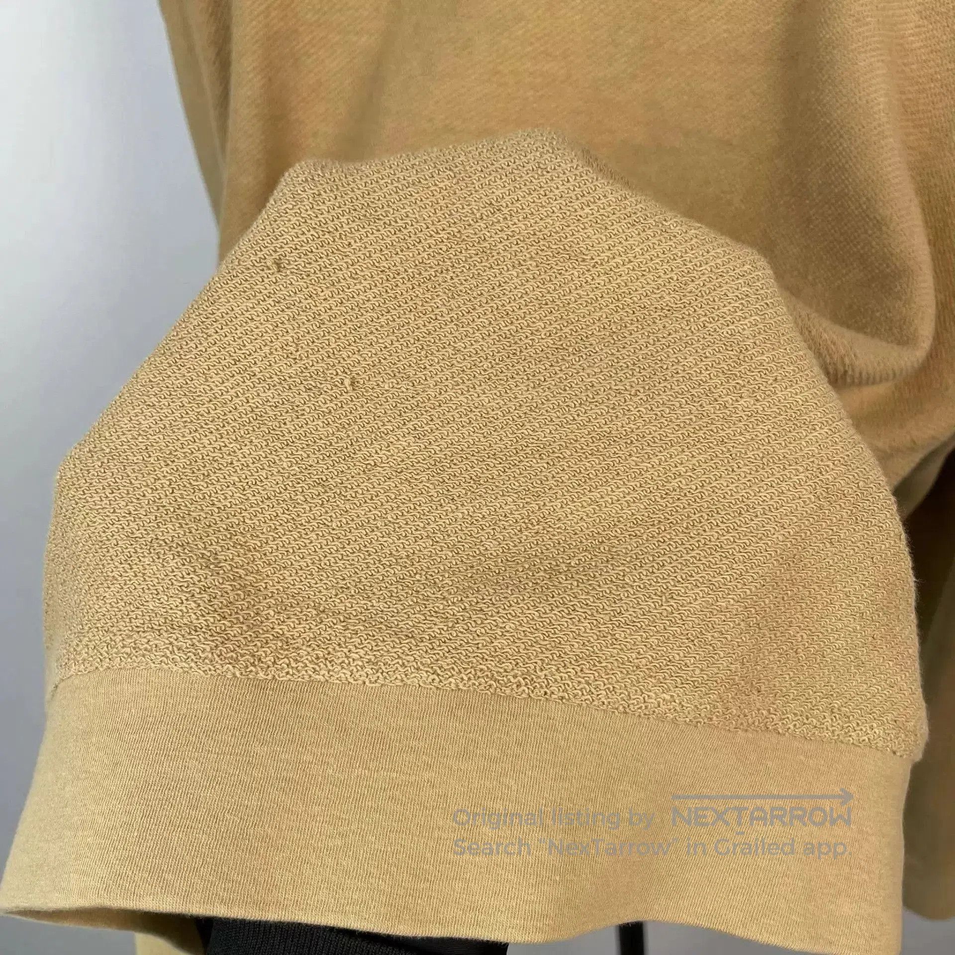 Loewe Beige Logo Print Long Sleeve Sweatshirt. Size US L / EU 52-54 / 3 - 9 Thumbnail