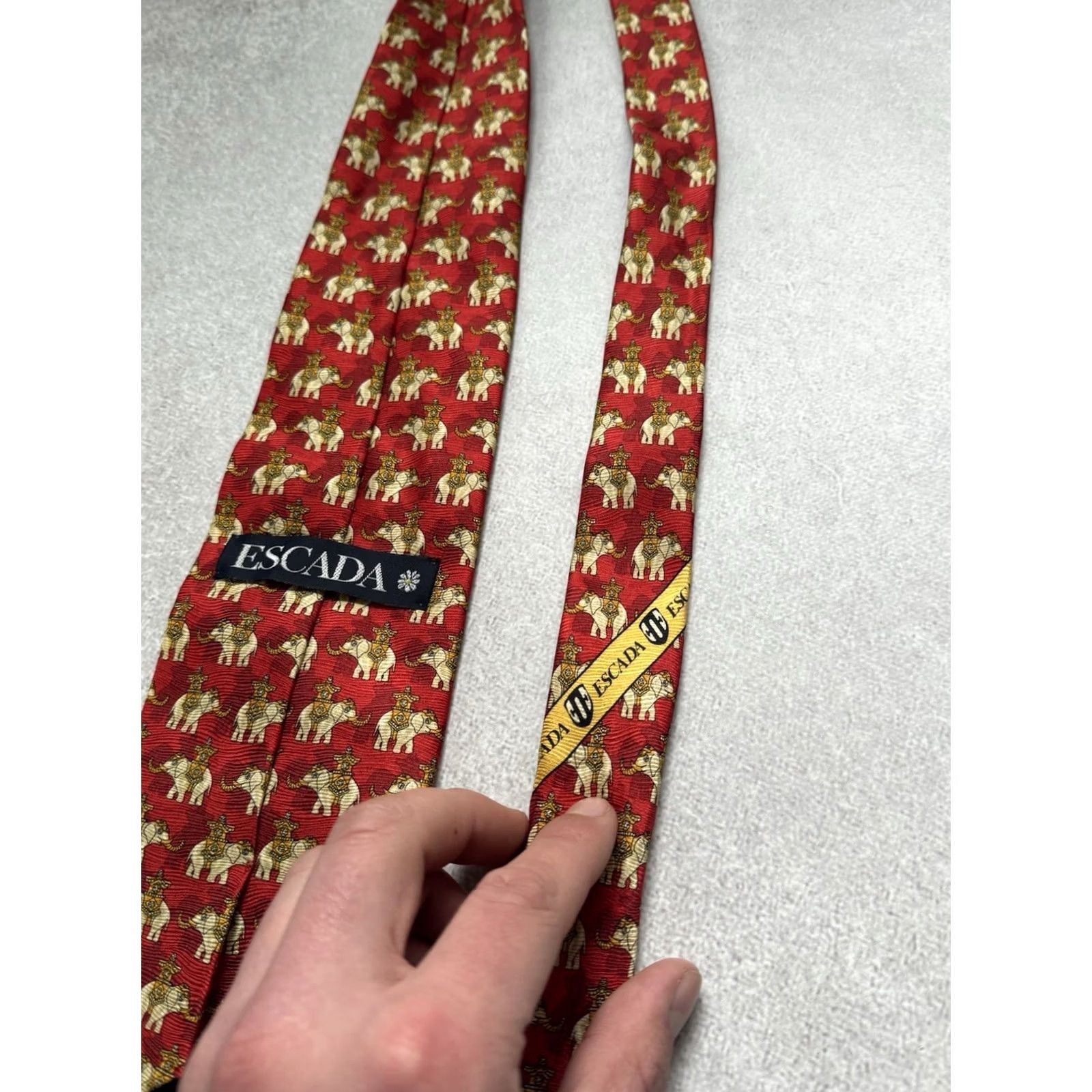Escada VINTAGE Escada 100% Silk Monogram Elephants Logo Red Cravat Ties Men Size ONE SIZE - 2 Thumbnail