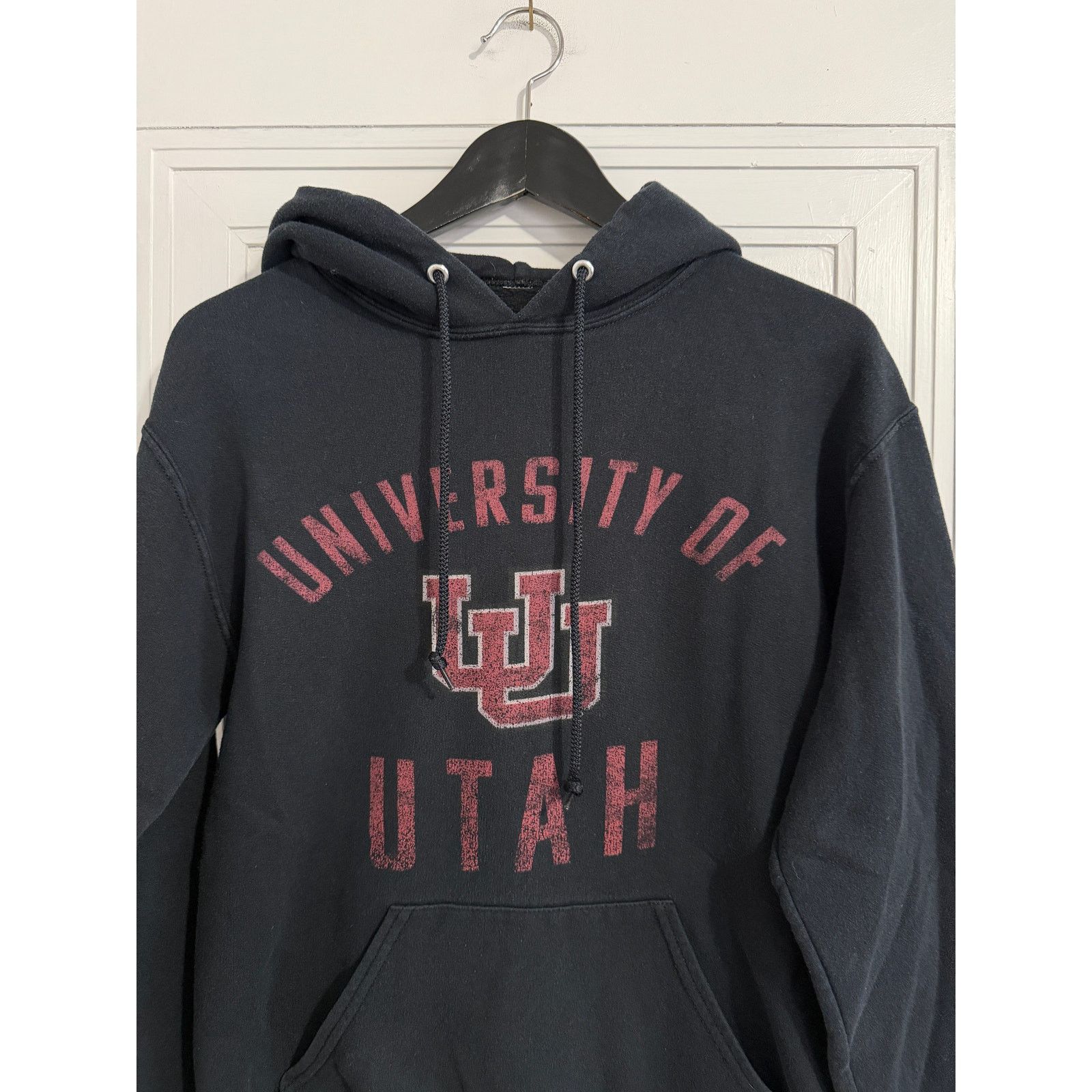 NCAA Utah Utes Black and Red Hoodie Sweatshirt Women's Size M Size M / US 6-8 / IT 42-44 - 2 Thumbnail