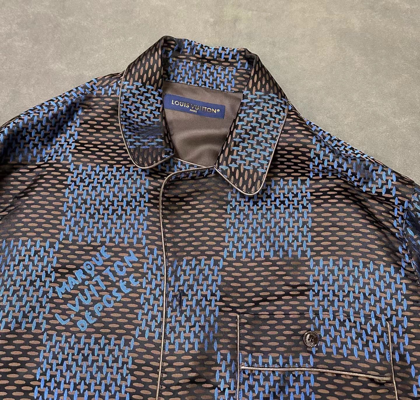 Louis Vuitton LV Damier Pharrell x Silk Pyjama Shirt Jacket XL Size US XL / EU 56 / 4 - 3 Thumbnail