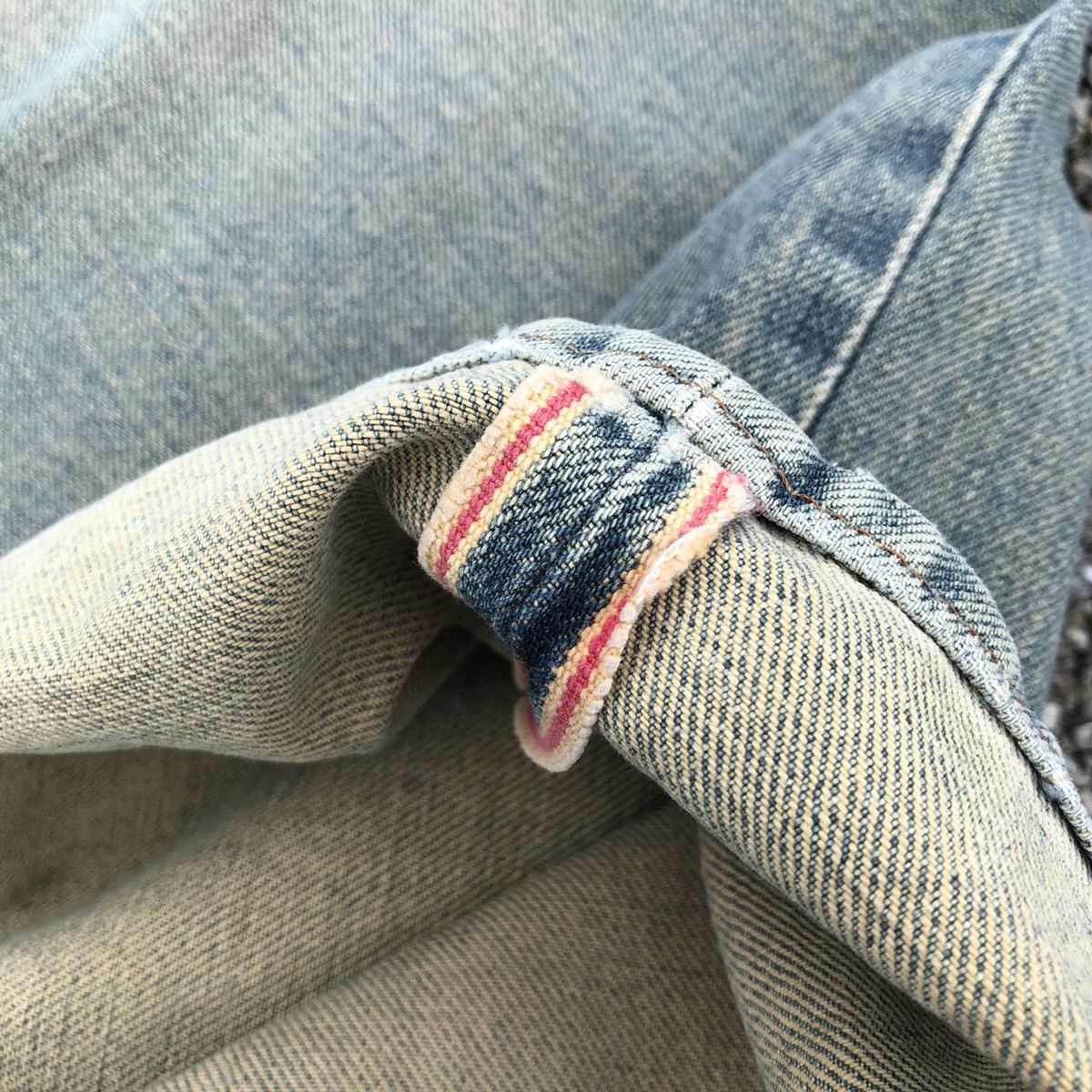 Vintage Vintage Wrangler Blue Bell distressed Selvedge denim Size US 33 - 12 Thumbnail