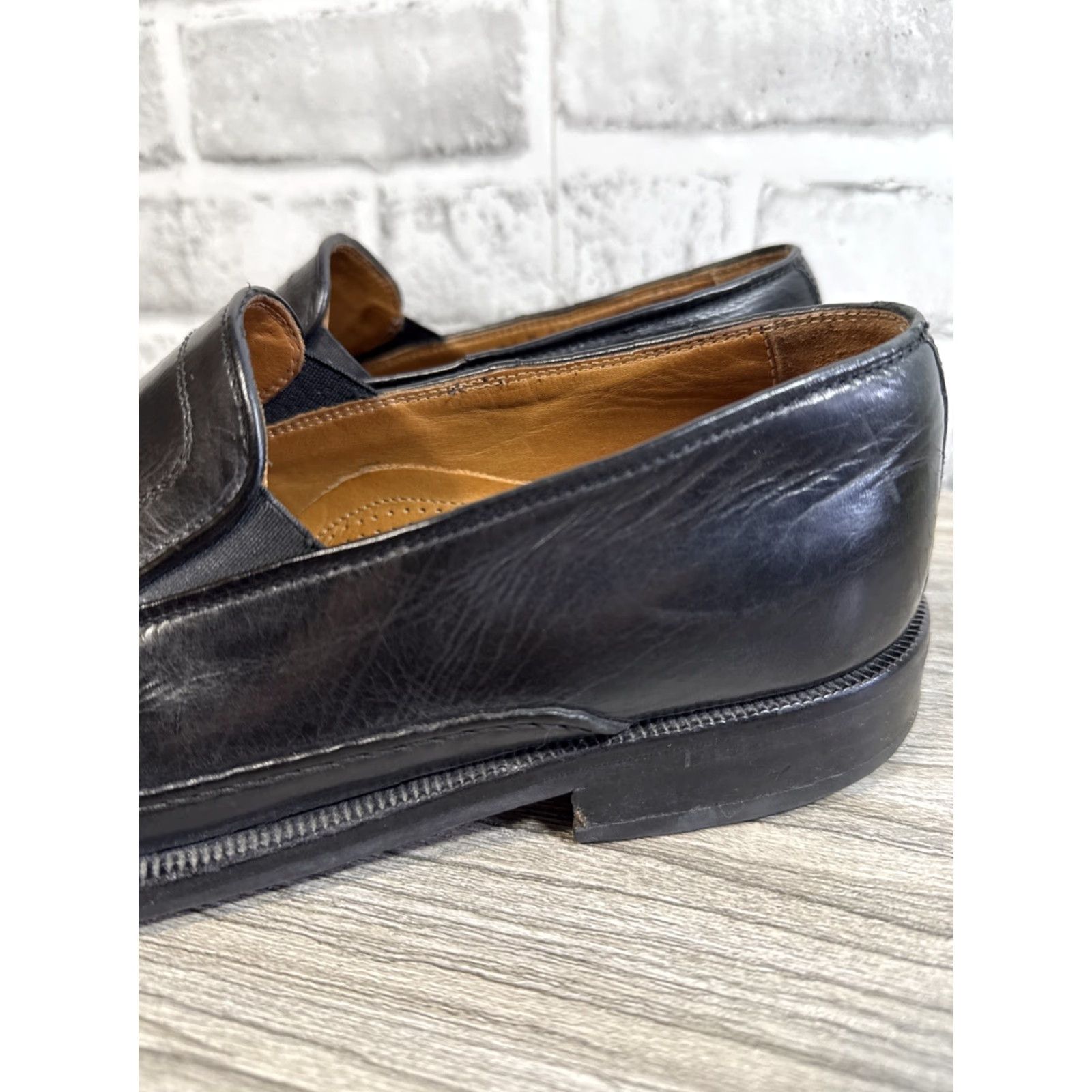 Allen Edmonds Allen Edmonds Merano Black Slip On Loafers Mens 9.5 D Dress Shoes Leather Modern Classic Mens Shoes Black Size US 10 / EU 43 - 3 Thumbnail