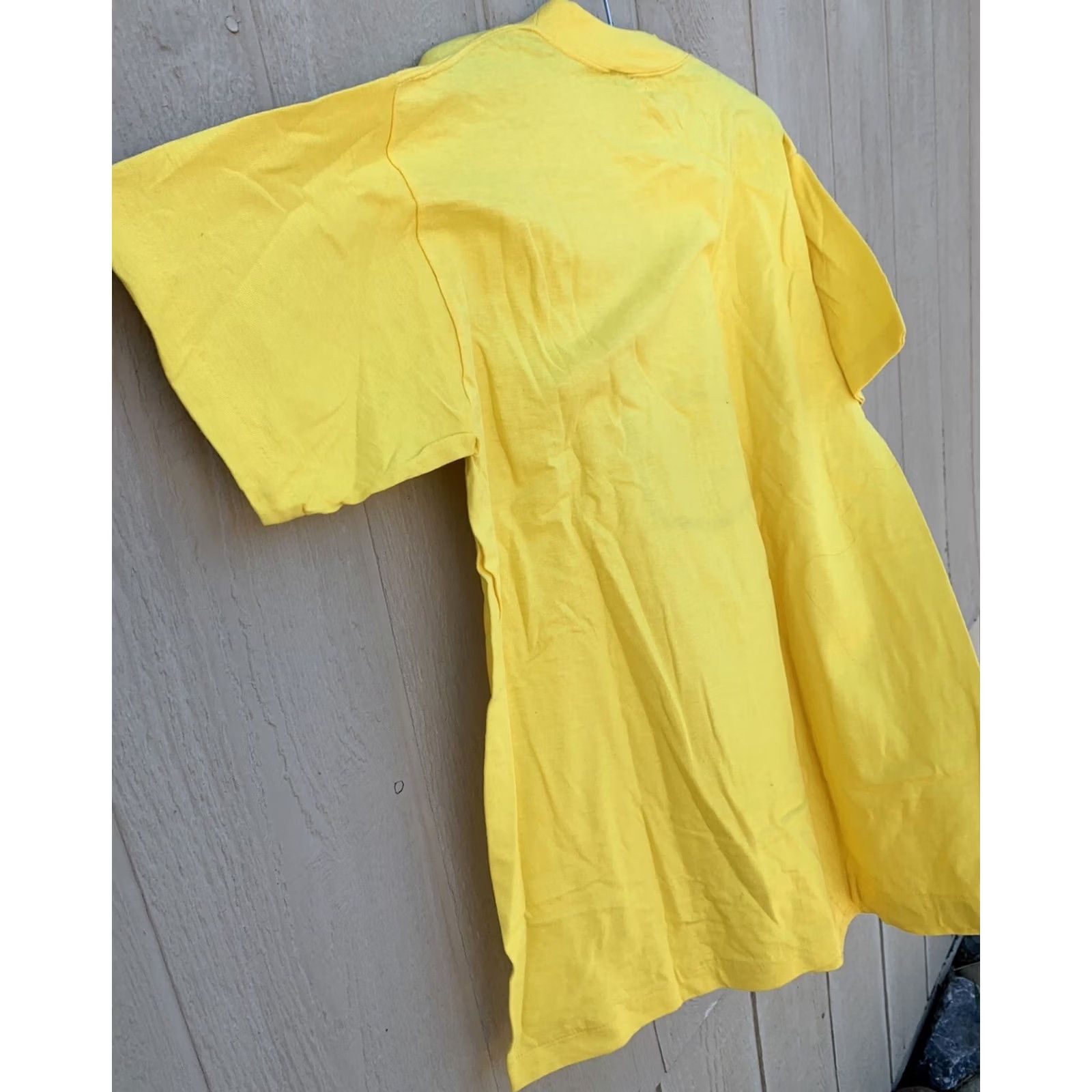 Anvil VINTAGE 6th Annual Thunderbolts Rod Run Grass Valley 1980 T-Shirt XL 80s Yellow Anvil Unisex Graphic Tee Size US XL / EU 56 / 4 - 6 Thumbnail