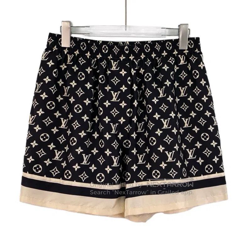 Louis Vuitton Louis Vuitton 22 black logo print full print mulberry silk Size US 40 / EU 56 - 1 Thumbnail