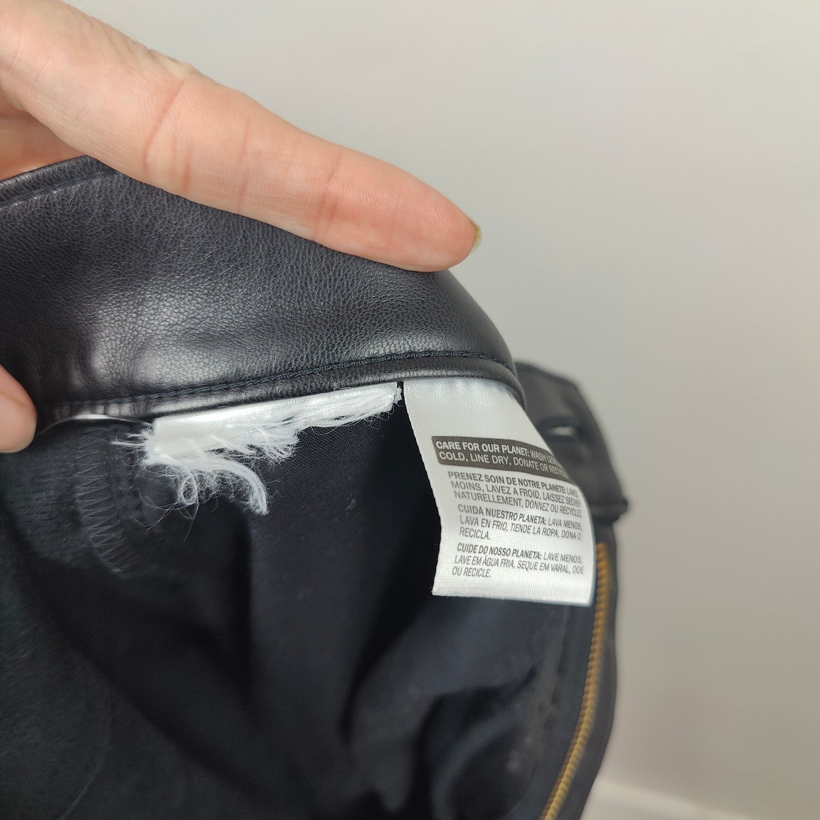 Levi's Levis Ribcage Straight Jeans Womens 27 Black Faux Leather Size 27" / US 4 / IT 40 - 9 Thumbnail