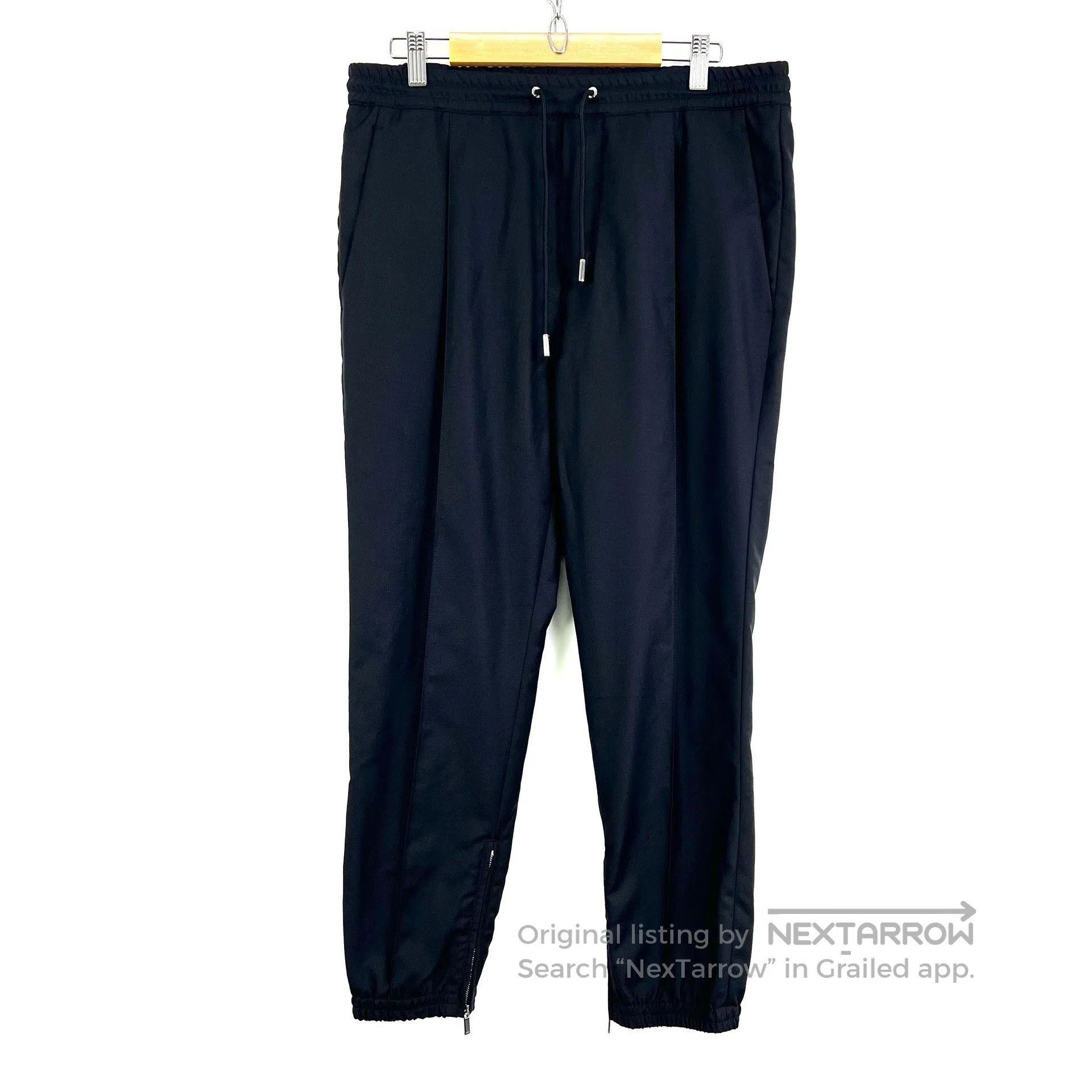 Dior Dior Black Drawstring Mid-Rise Knit Joggers. Size US 30 / EU 46 - 1 Thumbnail