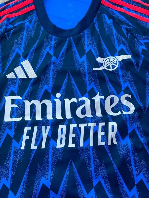 Adidas Arsenal London Eze 25/26 away size L Size US L / EU 52-54 / 3 - 3 Thumbnail