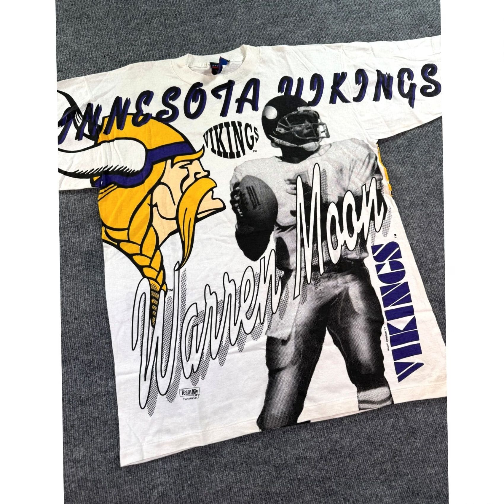 Vintage VTG Magic Johnson T's Minnesota Vikings Warren Moon T-Shirt Mens L White 90s AOP Size US L / EU 52-54 / 3 - 5 Thumbnail