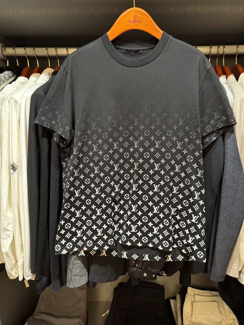 Louis Vuitton short sleeves