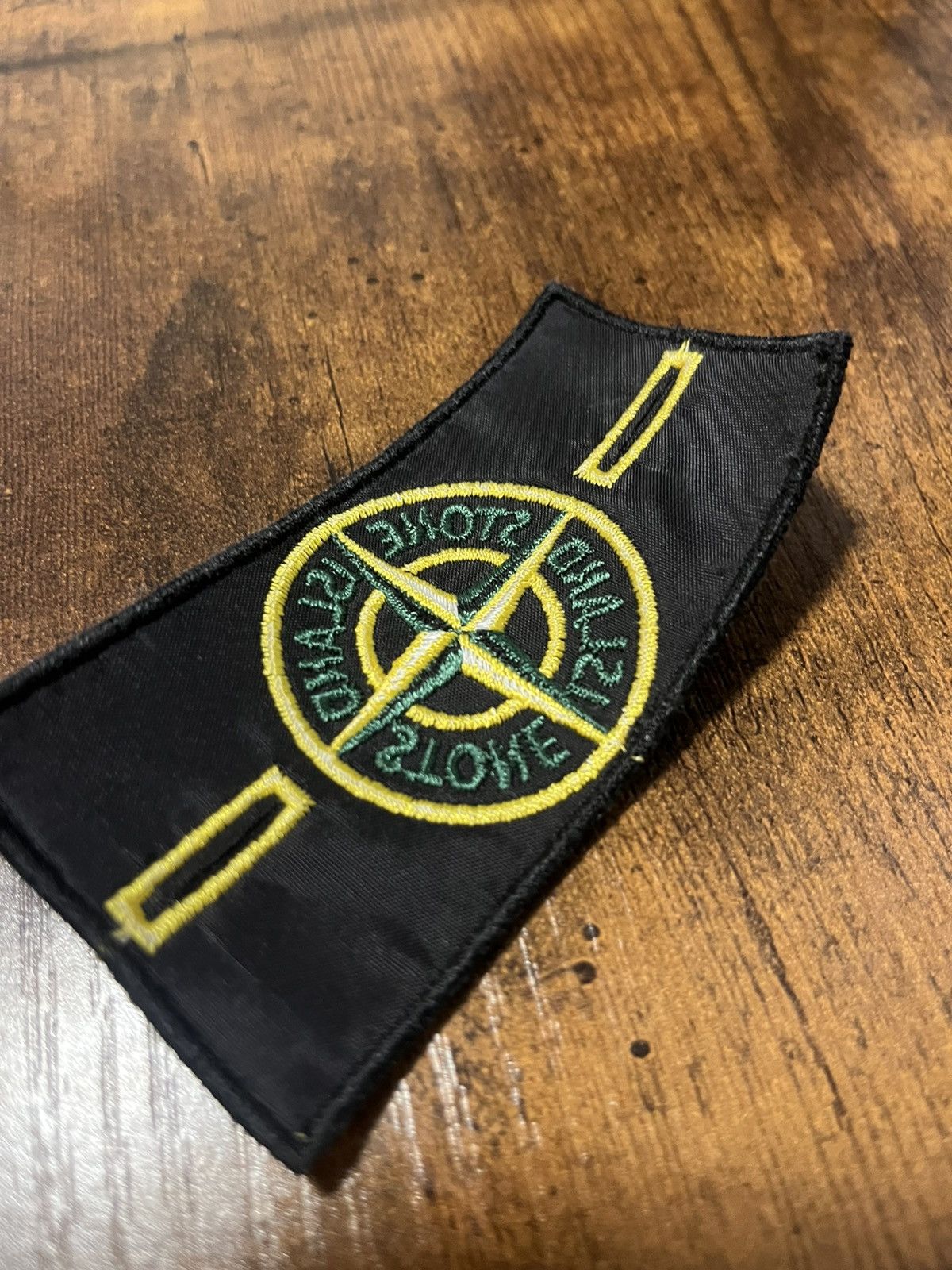 Stone Island Authentic Stone Island Badge – Like New – Iron-On / Stitch Size ONE SIZE - 3 Thumbnail