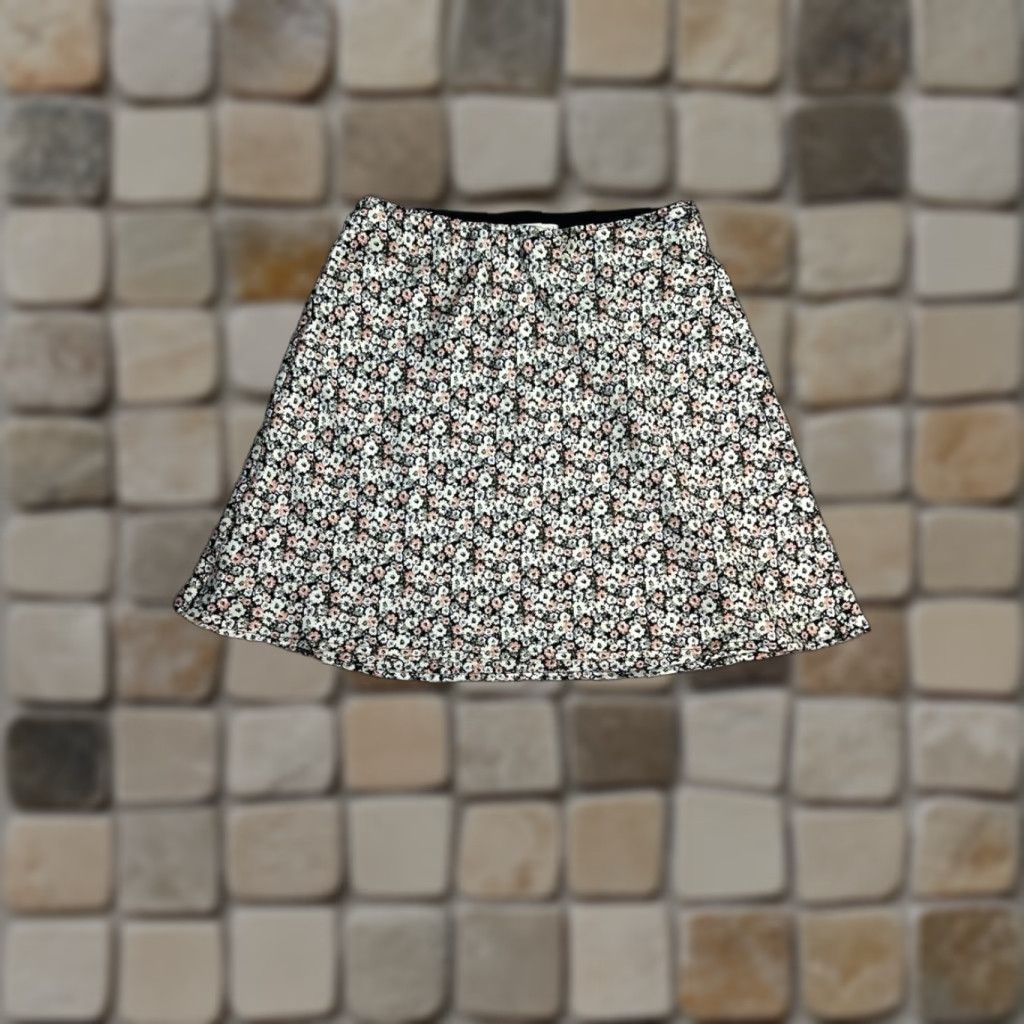 Abercrombie & Fitch Abercrombie & Fitch Skirt Womens XS Multicolor Floral Lined A-Line Beach Pul On Elastic Waist Short Size 26" / US 2 / IT 38 - 1 Thumbnail