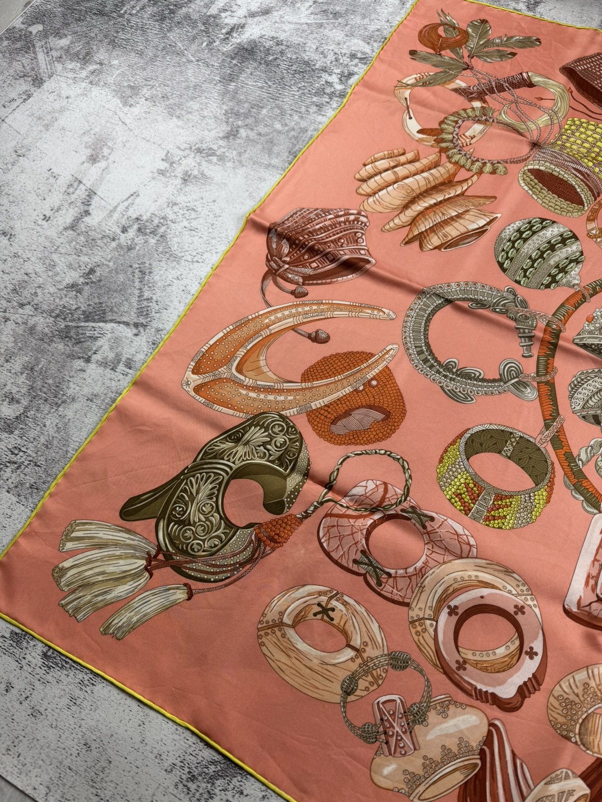 Hermes HERMES Paris Bracelets De Lumiere 100% Silk Scarf RARE Scarv Size ONE SIZE - 17 Thumbnail
