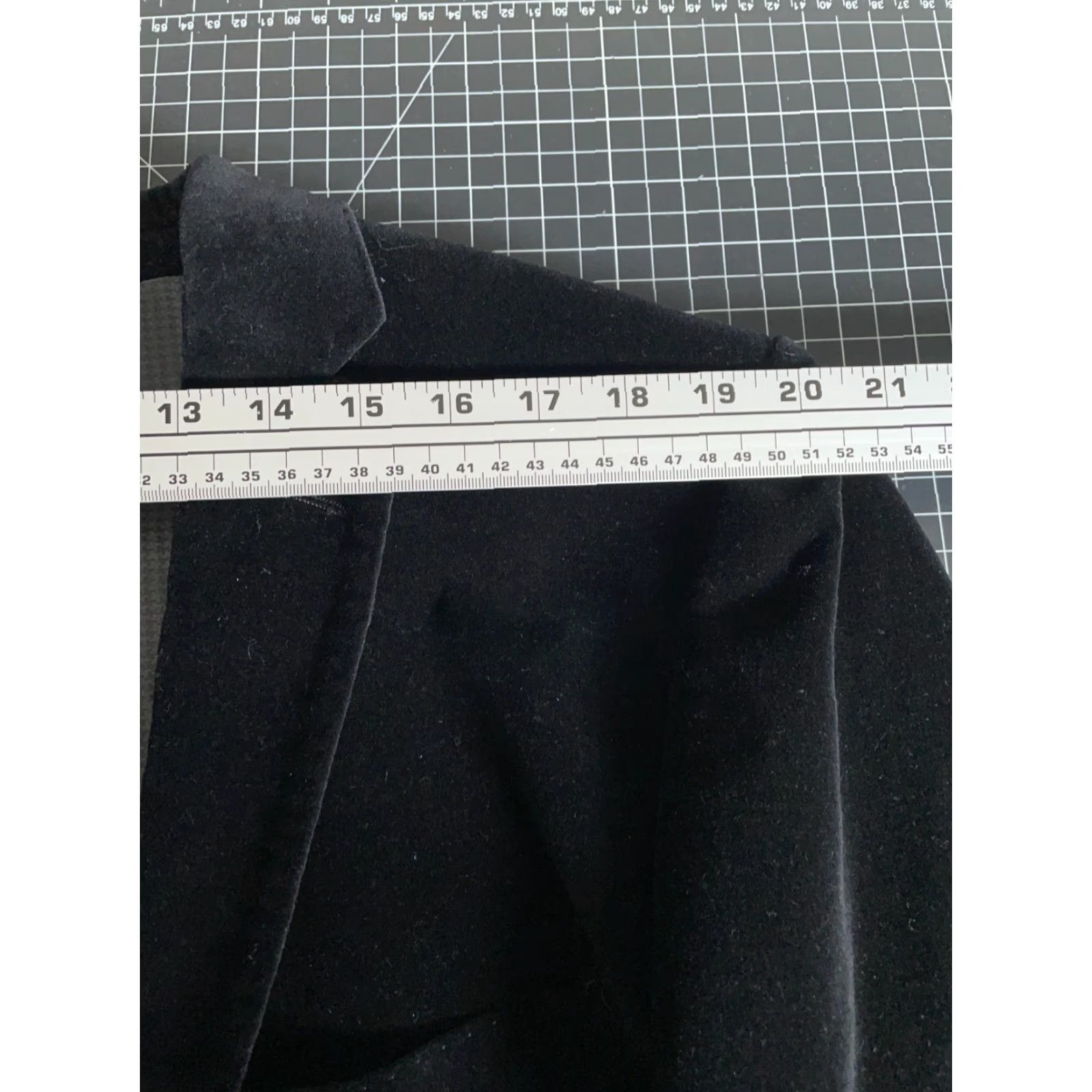 Velvet VINTAGE Camiloni Velvet Blazer Men Sport Coat 2 Button Black 46 Long Mens Classic 2 Piece Party Jacket Size 46R - 6 Thumbnail