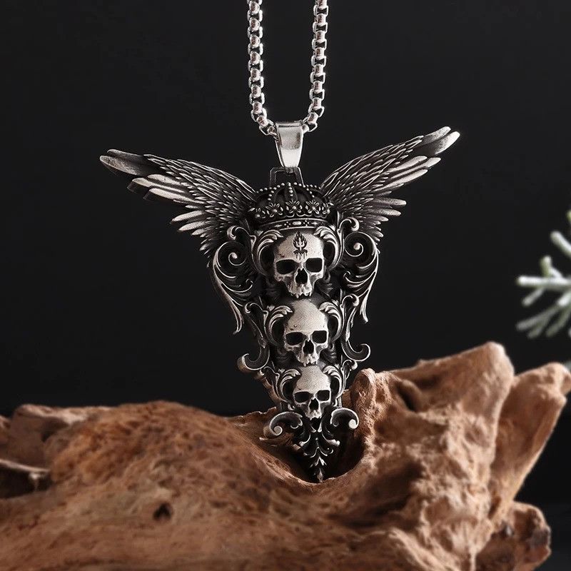 Jewelry Gothic Skull Wings Pendant Necklace in Silver, Men's