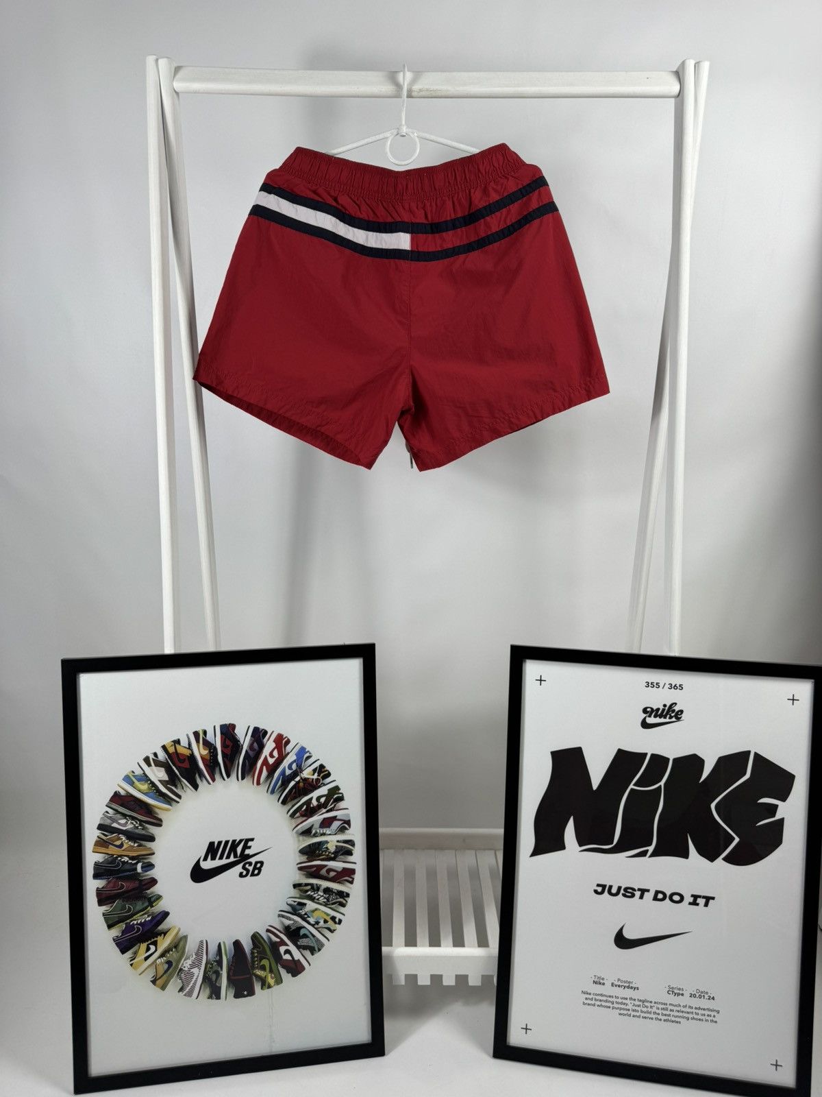 Tommy Hilfiger Vintage Tommy Hilfiger Shorts Size US 34 / EU 50 - 1 Thumbnail