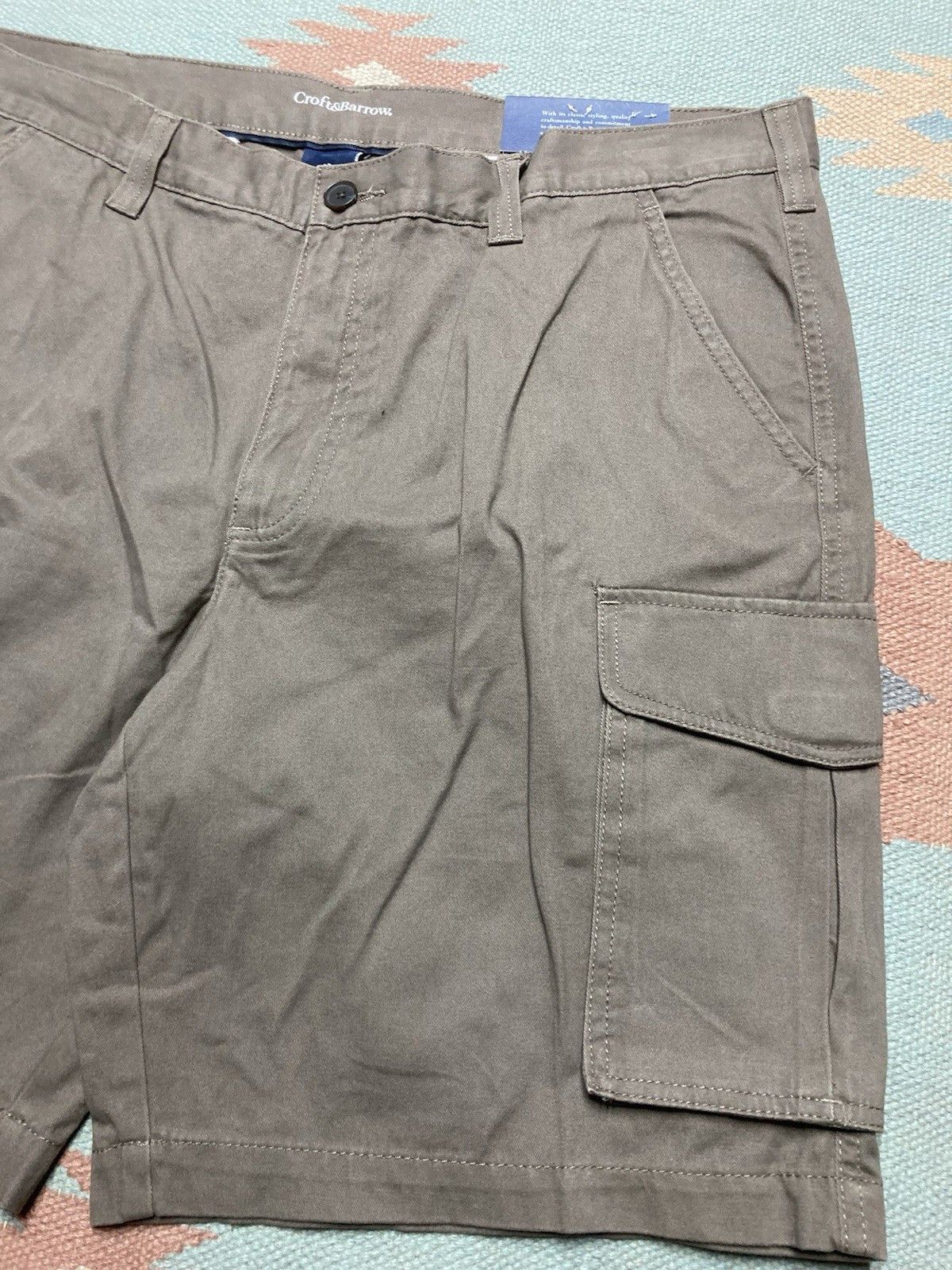 Croft & Barrow Croft & barrow cargo shorts cotton utility pockets NWT 38 Size US 38 / EU 54 - 4 Thumbnail