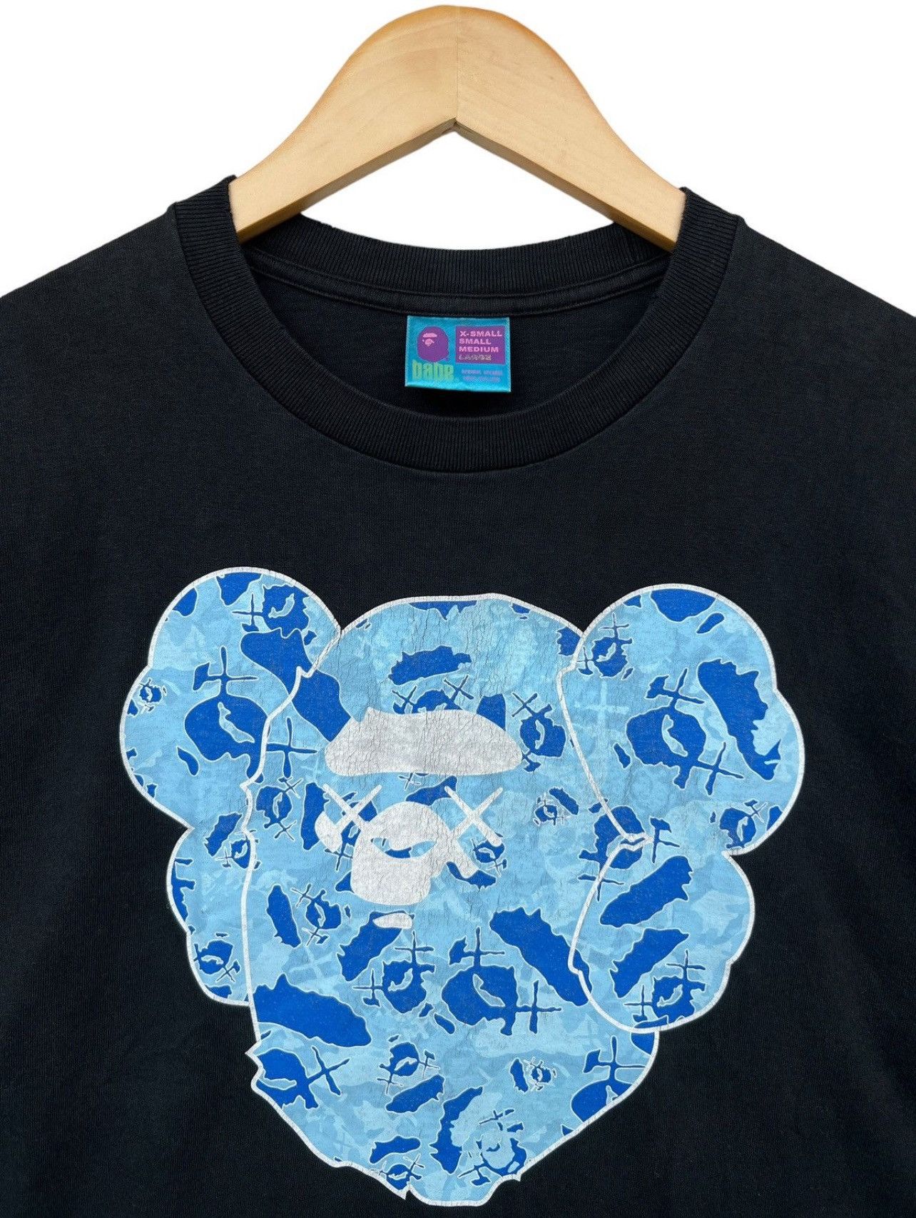 Bape × Kaws Bape x Kaws Ape Head Tee Size US L / EU 52-54 / 3 - 3 Thumbnail