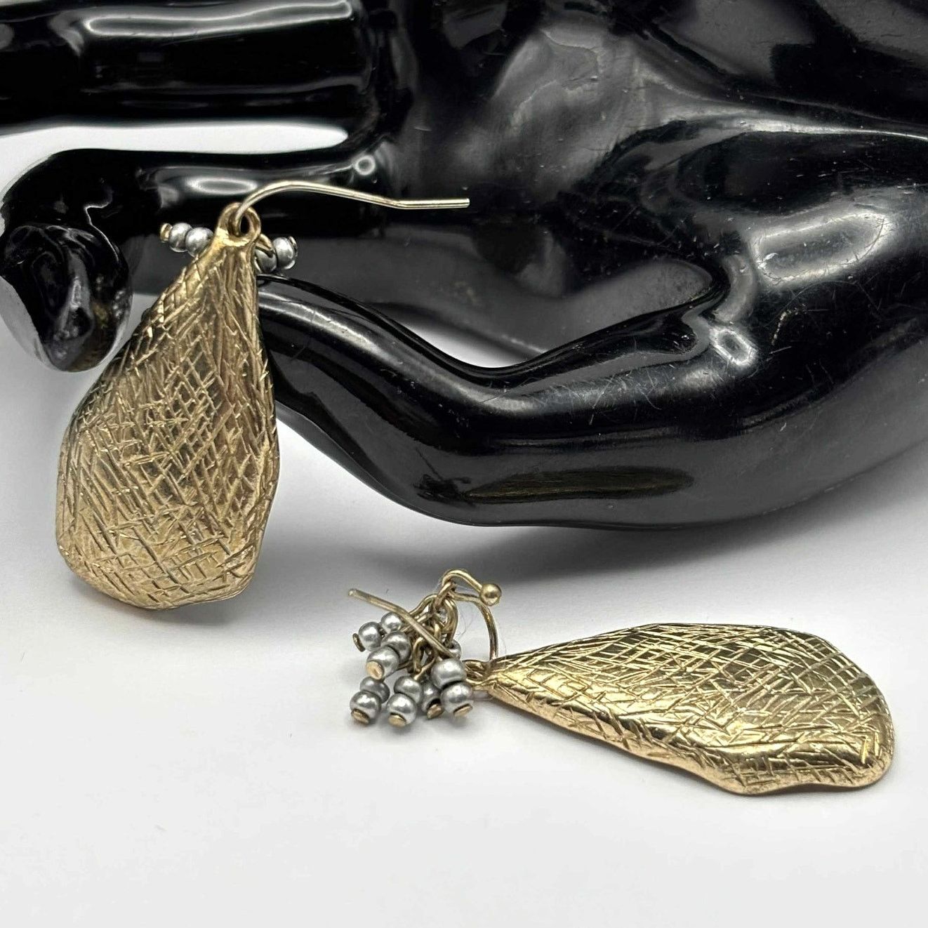 Other Stunning Gold Teardrop Earrings Size ONE SIZE - 2 Thumbnail