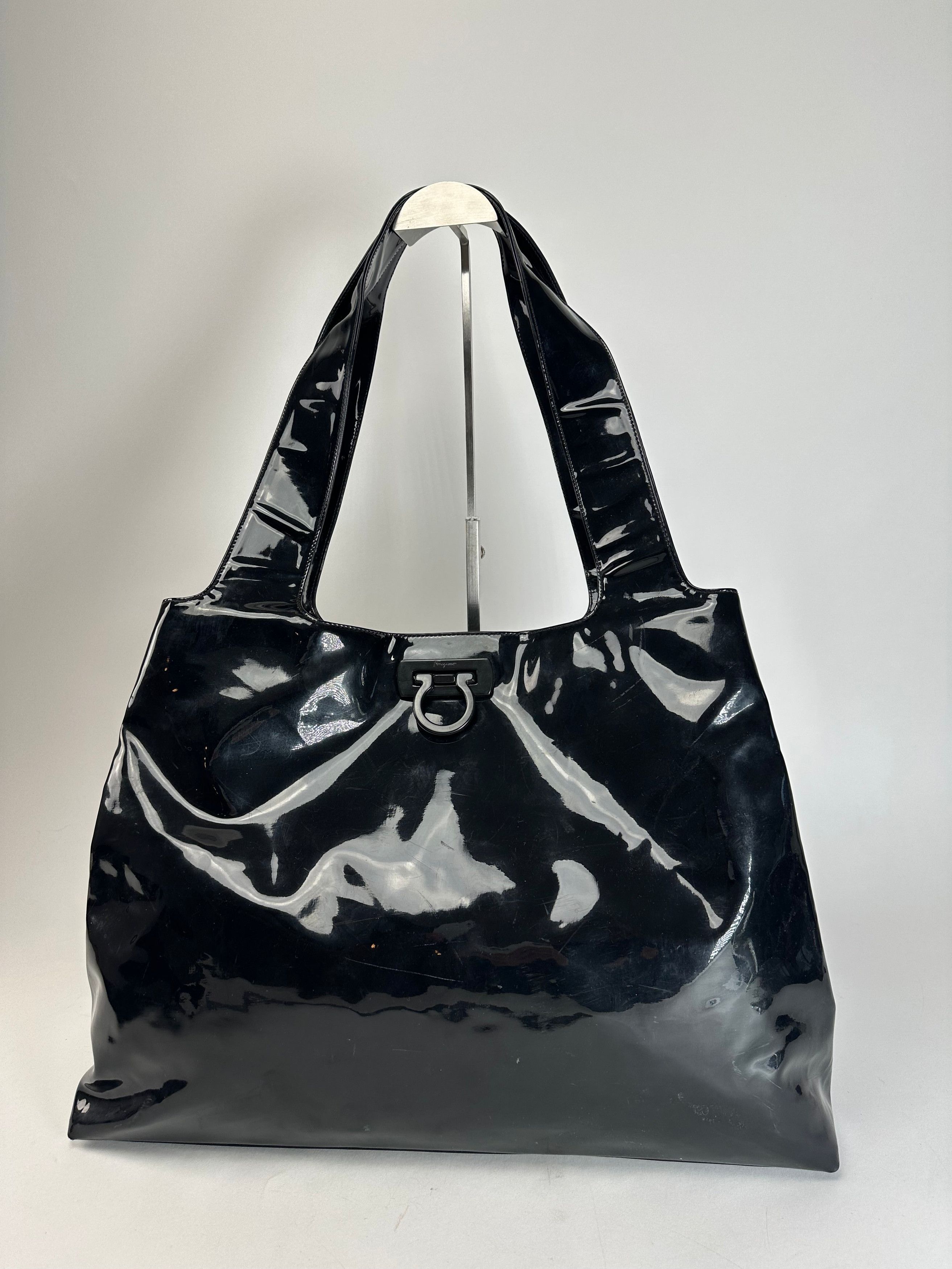 Salvatore Ferragamo Vintage Patent Leather Bag Black Size ONE SIZE - 1 Thumbnail