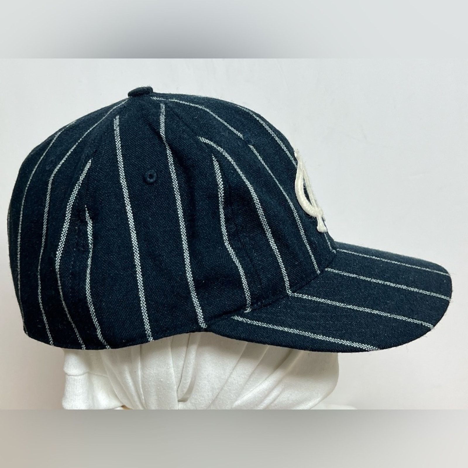 Ebbets Field Flannels Ebbets Field Flannels Cap Chicago Giants 1926 Size 7 1/2 USA Size ONE SIZE - 2 Thumbnail