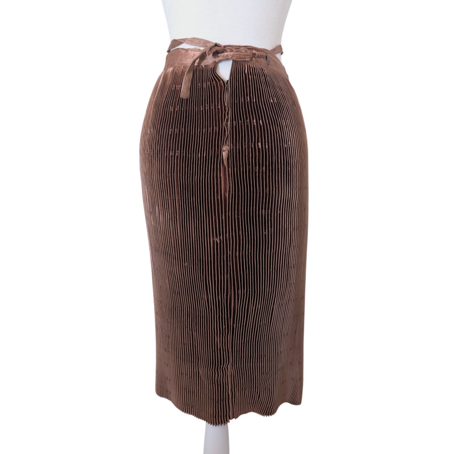 Emmanuelle Khanh Vintage 1970s Emmanuelle Khanh Double Layer Accordian Skirt Size 27" / US 4 / IT 40 - 2 Thumbnail