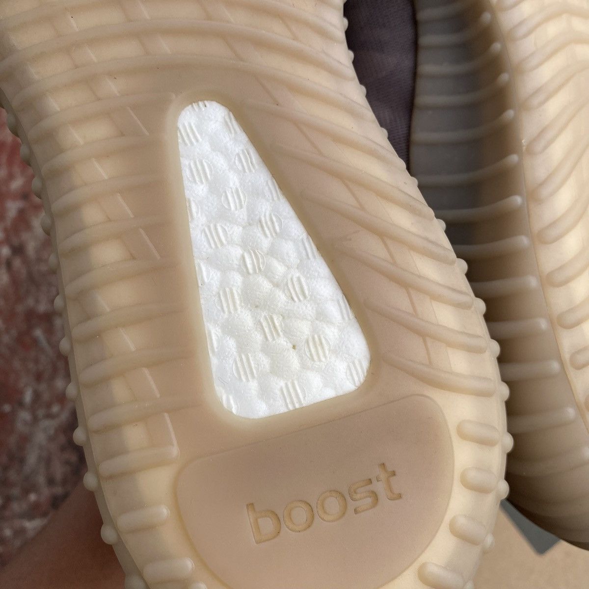 Adidas × Kanye West Adidas yeezy boost 350 v2 kanye west mono mist Size US 10 / EU 43 - 9 Thumbnail