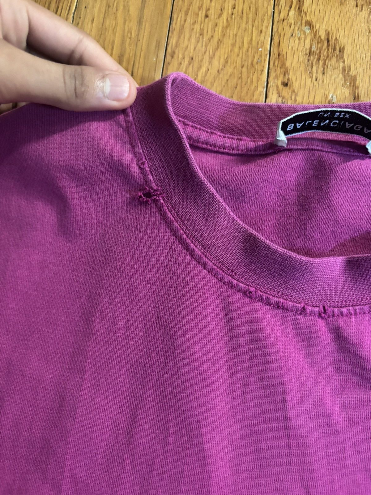 Balenciaga BALENCIAGA TSHIRT Size US S / EU 44-46 / 1 - 3 Thumbnail