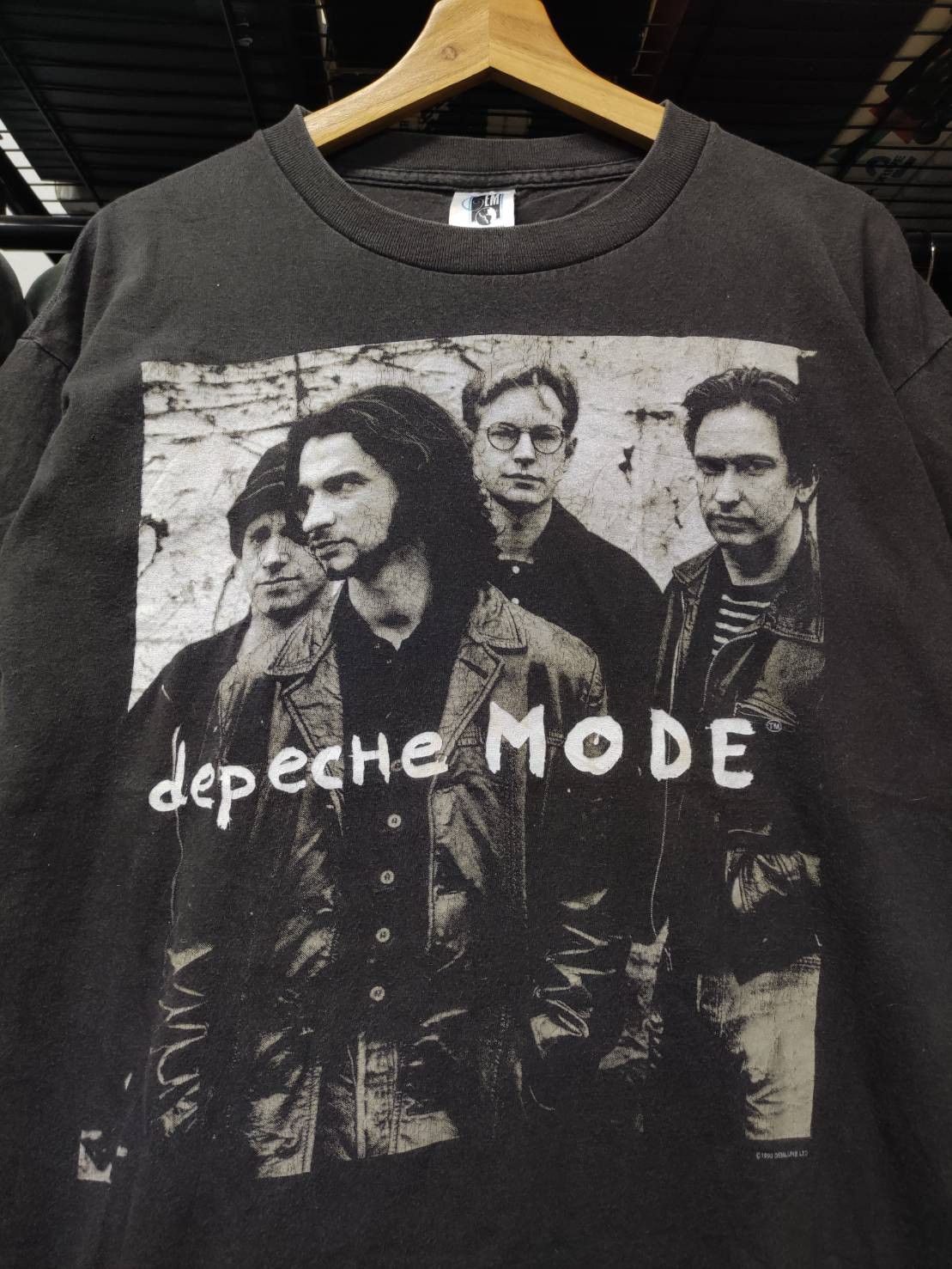 Band Tees Vtg 90's Depeche Mode Devotional Tour Shirt Size US XL / EU 56 / 4 - 1 Thumbnail