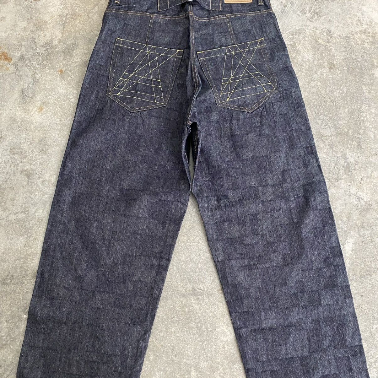 ANREALAGE BNWT ANREALAGE Made In Japan Super Wide Baggy Denim Jeans Size US 36 / EU 52 - 16 Thumbnail
