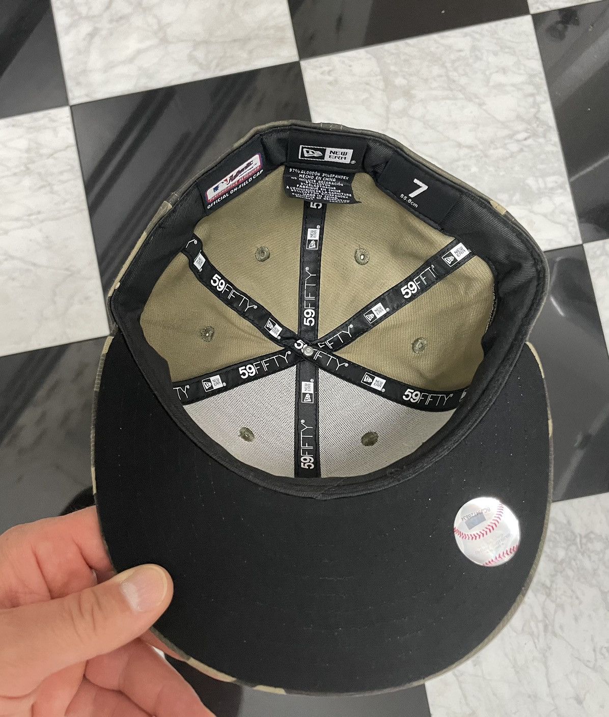 New Era 🔥 Dodgers camo fitted size 7 national league side patch Size ONE SIZE - 4 Thumbnail