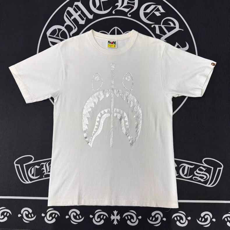 Bape BAPE White Silver Shark Print Short Sleeve Tee。Q10 Size US M / EU 48-50 / 2 - 1 Thumbnail