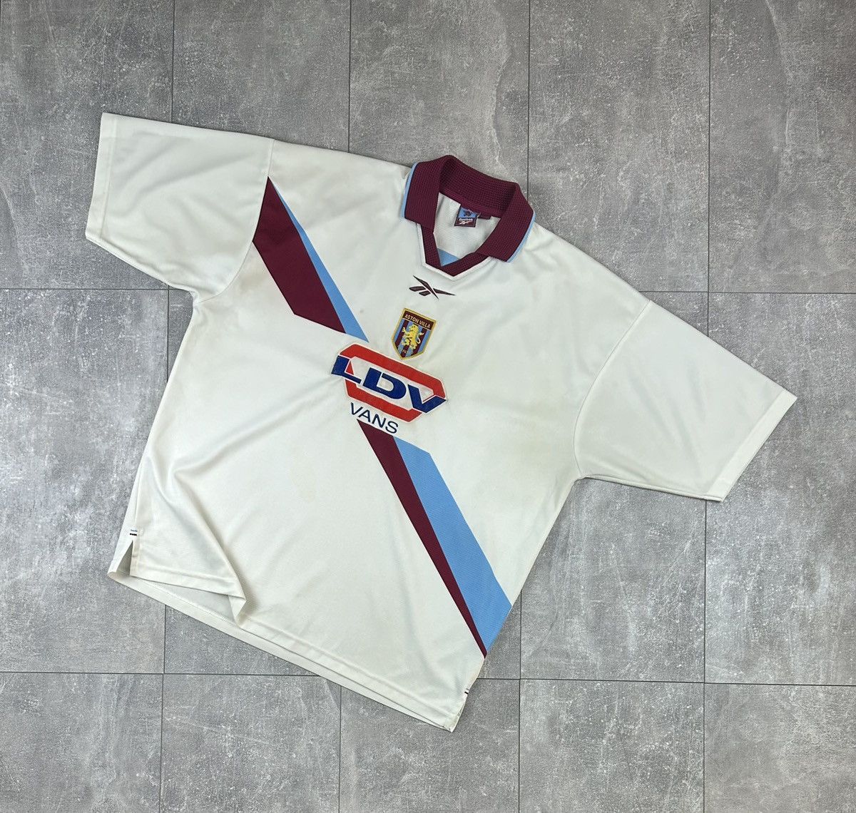 Reebok Reebok Aston Villa Away 1999/2000 Football Soccer Jersey Size US L / EU 52-54 / 3 - 2 Thumbnail