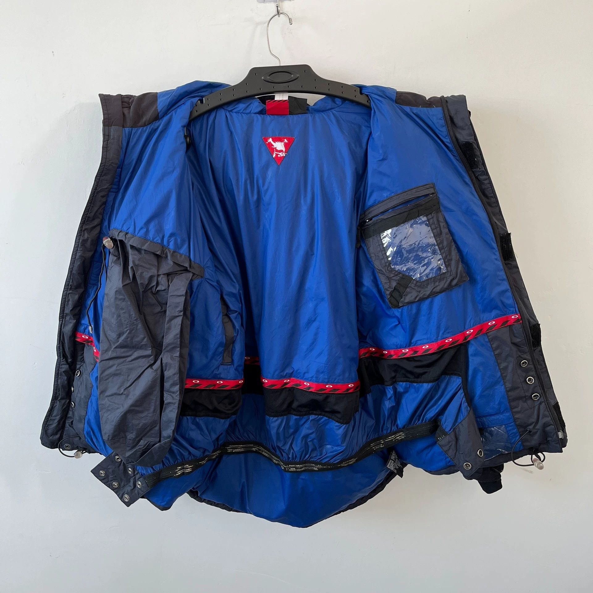 Oakley Oakley Vintage 00s Down Jacket L Size US L / EU 52-54 / 3 - 6 Thumbnail