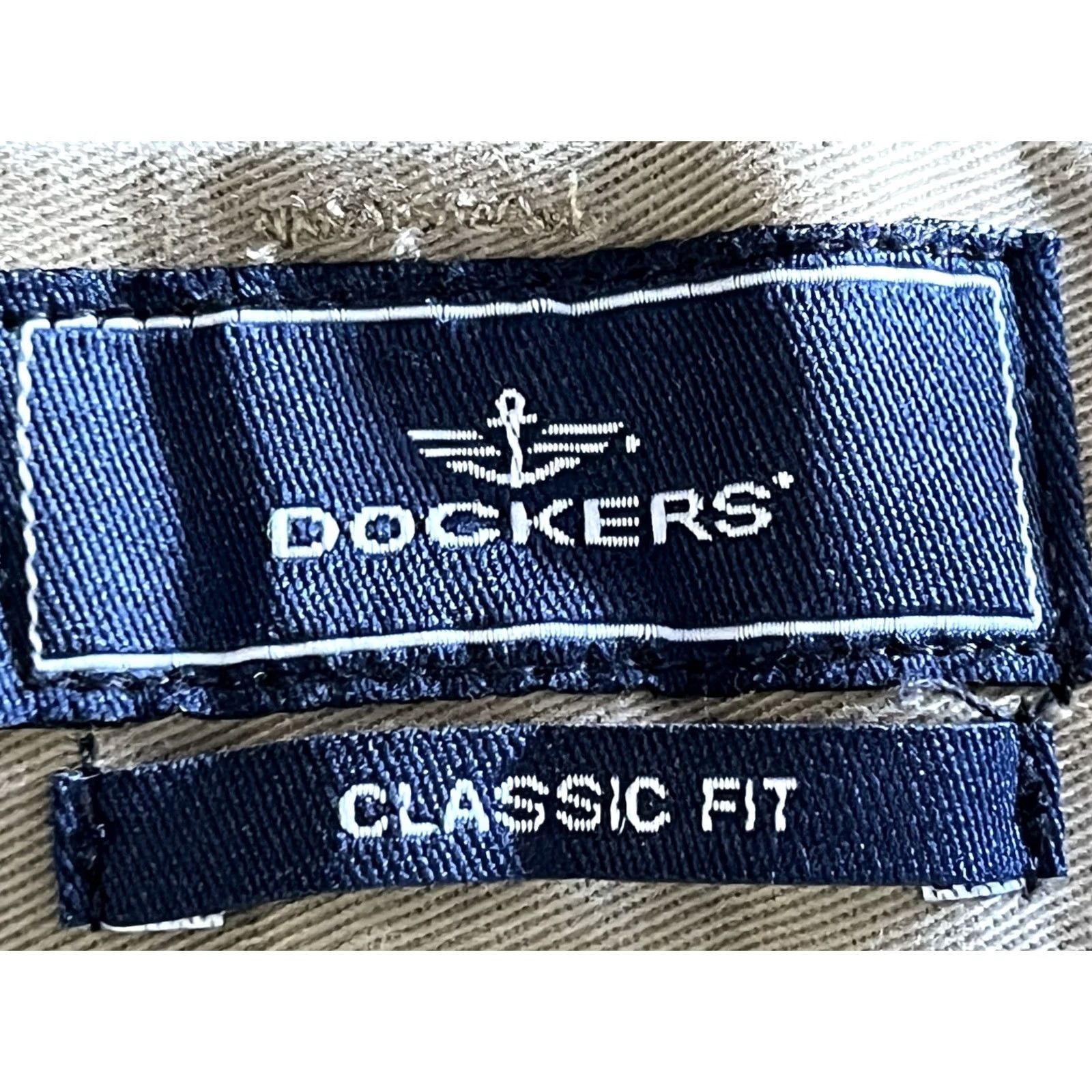 Dockers Dockers Dress Pants Mens Size 42x30 Classic Fit Straight Beige 42 30 Pants Mens Dress Pants Size US 42 / EU 58 - 7 Thumbnail