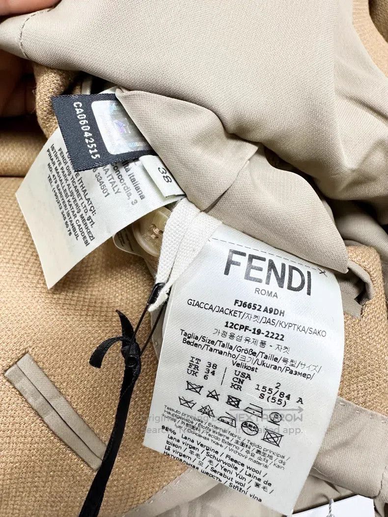 Fendi Fendi Camel long-sleeve double-breasted blazer Size XS / US 0-2 / IT 36-38 - 6 Thumbnail