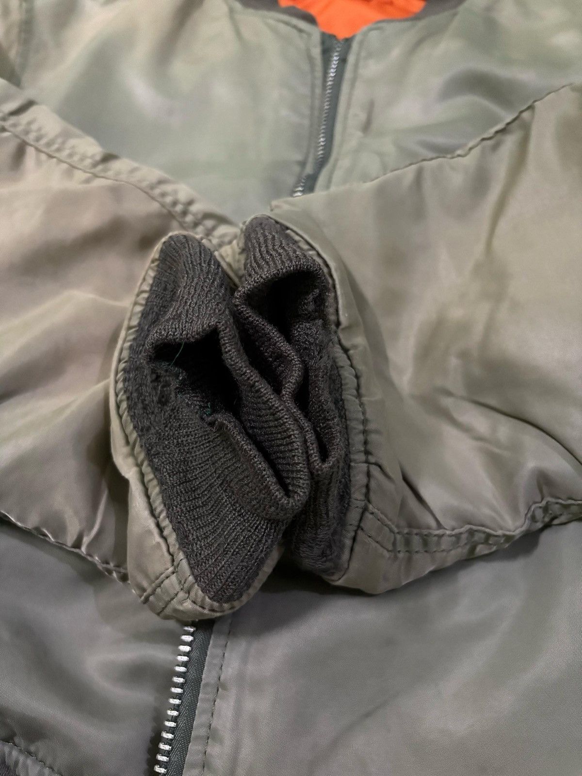 Alpha Industries Vintage Alpha Industries MA-1 Flight Jacket USAF USA Size US L / EU 52-54 / 3 - 9 Thumbnail