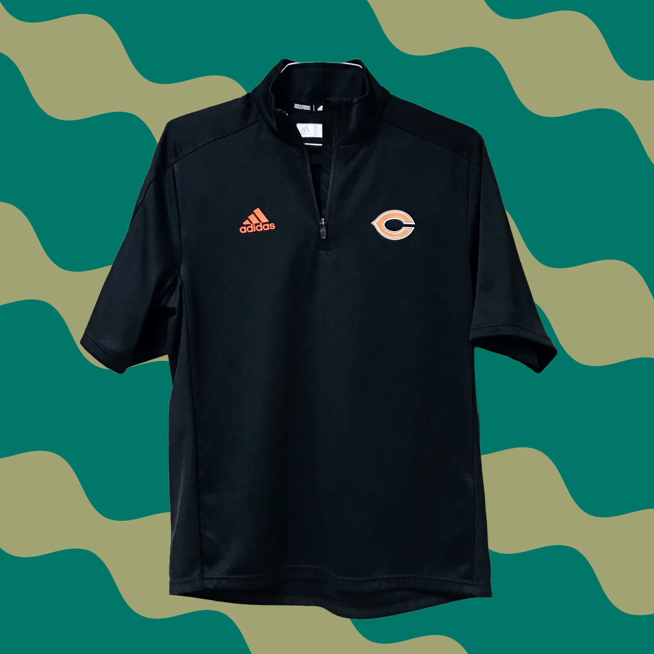 Adidas Adidas Chicago Bears NFL 1/4 Zip Short Sleeve Pullover Shirt S Black Unisex Adults Size S / US 4 / IT 40 - 1 Thumbnail