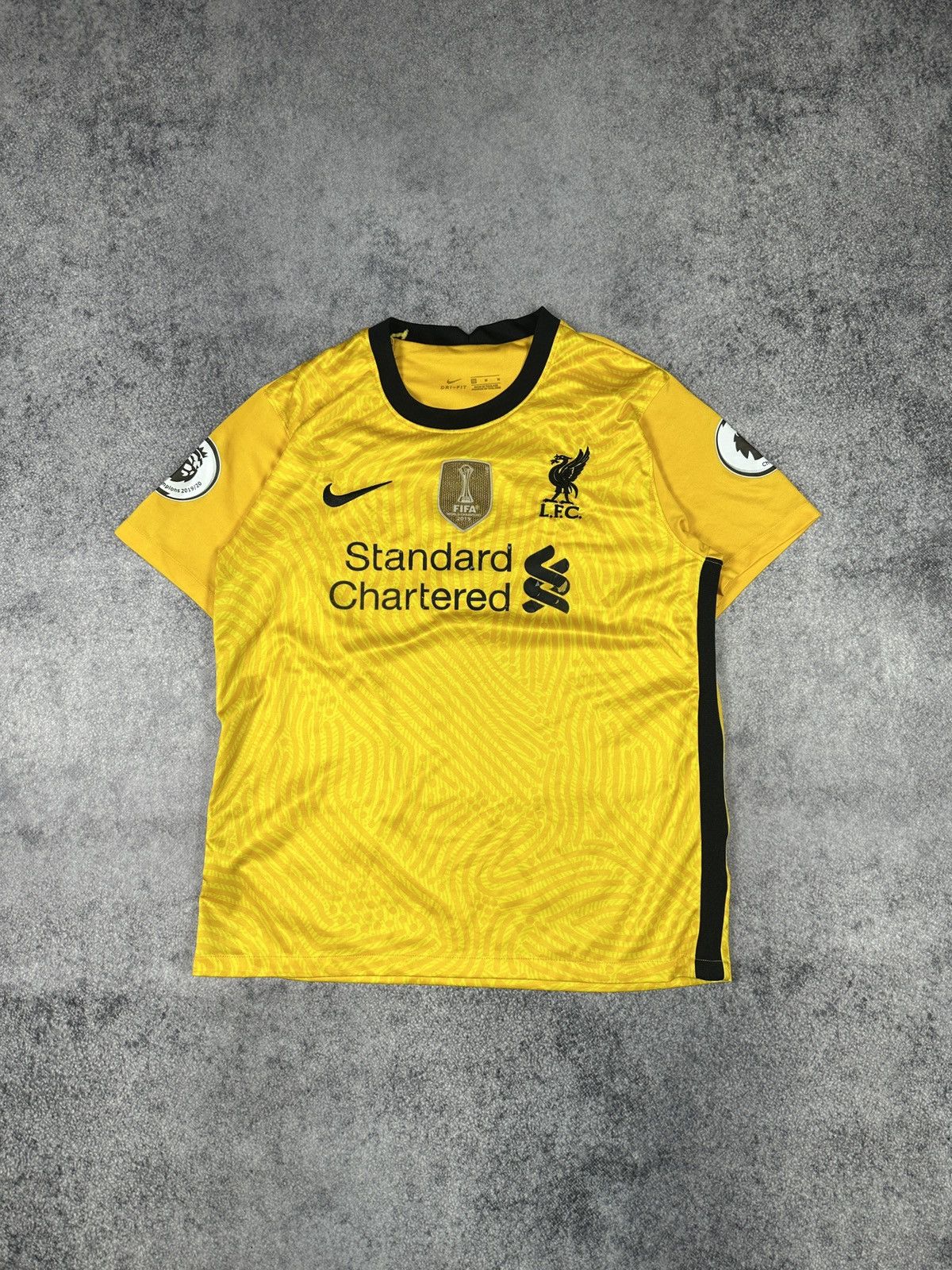 Nike Nike Liverpool soccer jersey Streetwear football rare Xs Size US XS / EU 42 / 0 - 1 Thumbnail
