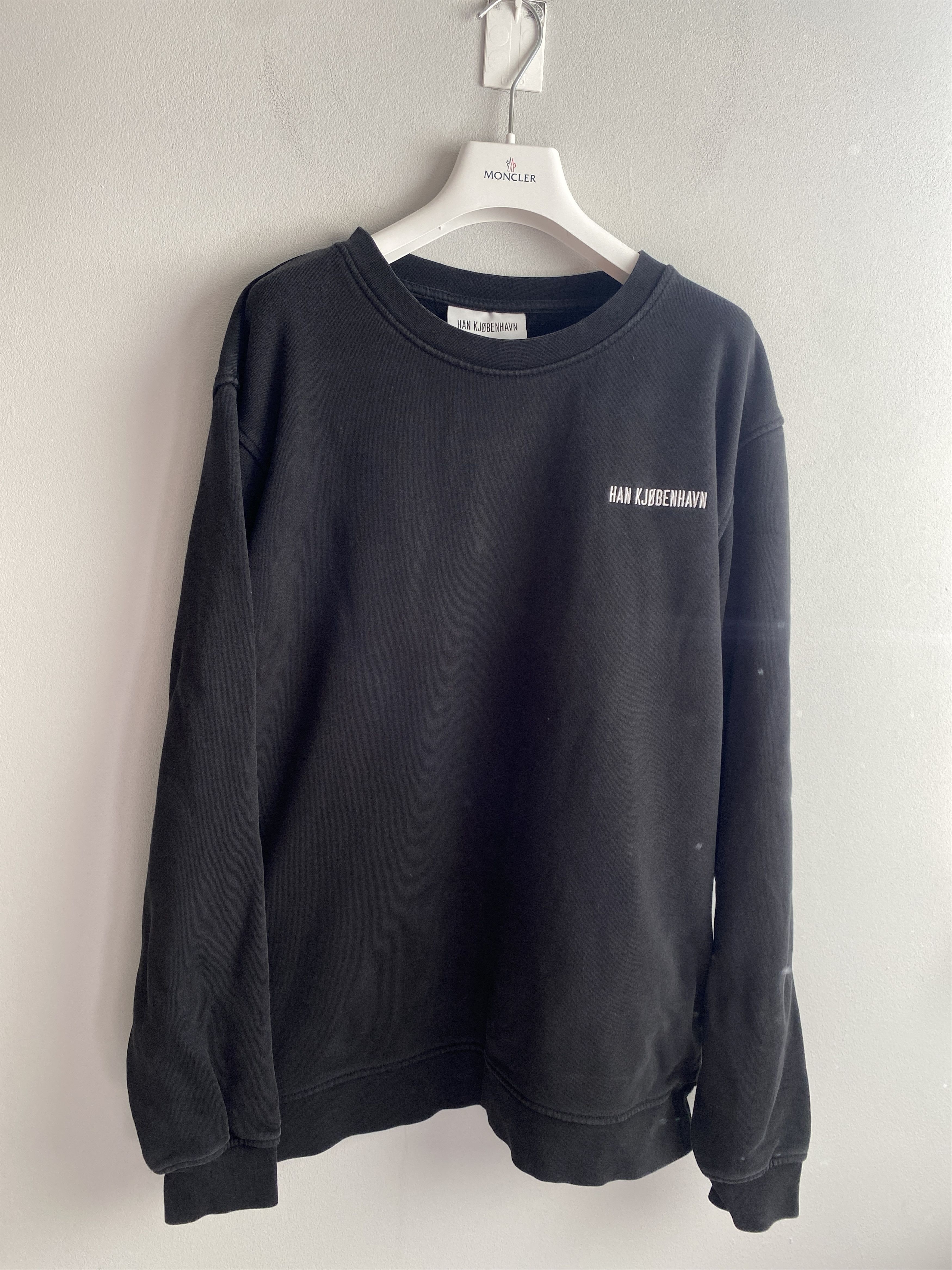 Han Kjobenhavn Han Kjobenhavn Casual Crew small logo sweatshirt crewneck Size US XXL / EU 58 / 5 - 1 Thumbnail