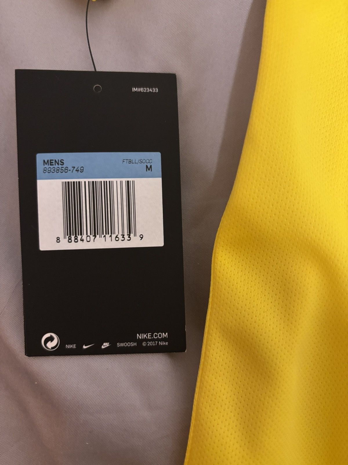 Nike Brazil 2018 jesus signed shirt with autograph Size US M / EU 48-50 / 2 - 3 Thumbnail