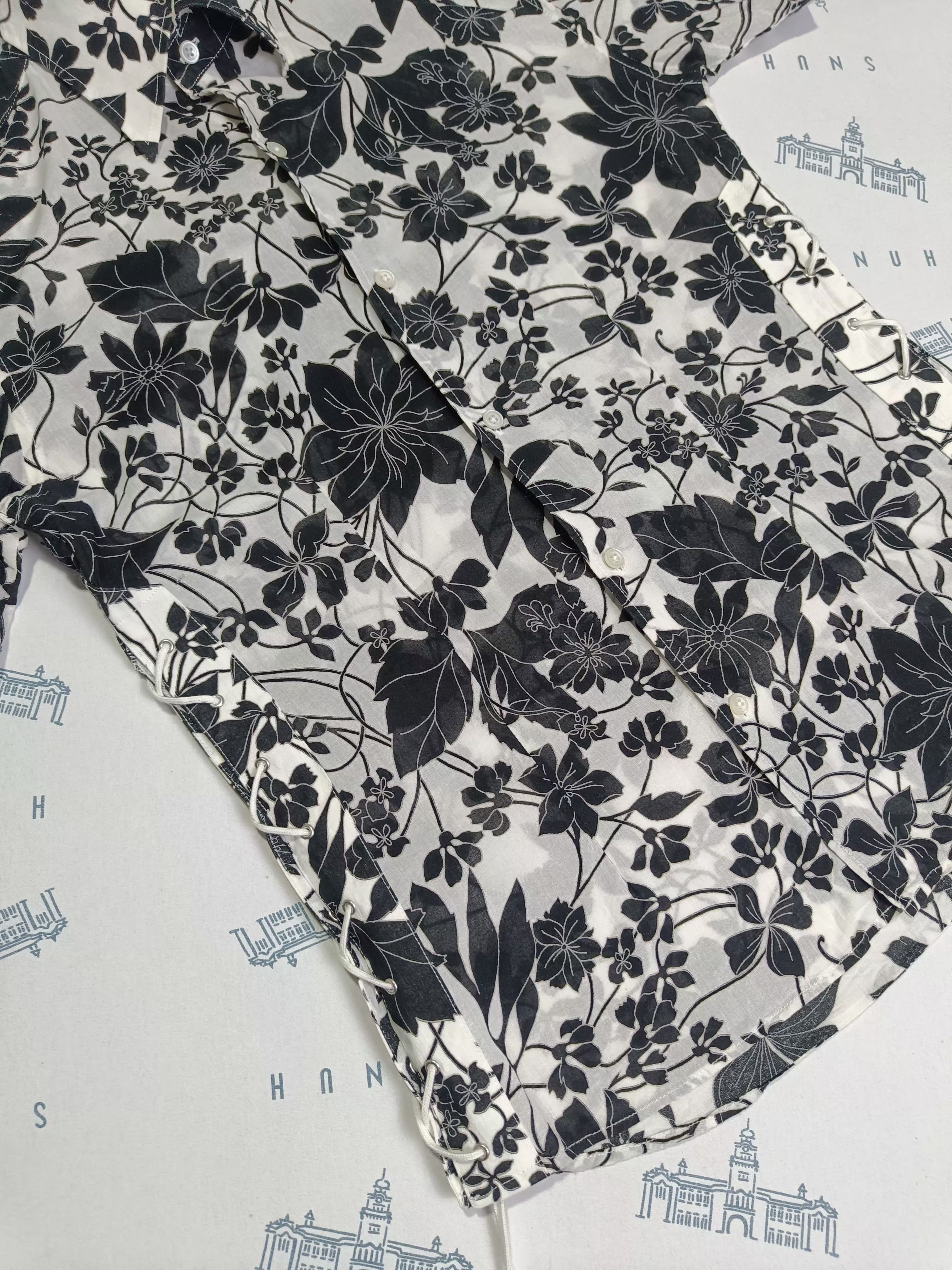 Tornado Mart Tornado Mart Side Laces Floral Printed Hawaiian Shirt Size L / US 10 / IT 46 - 15 Thumbnail