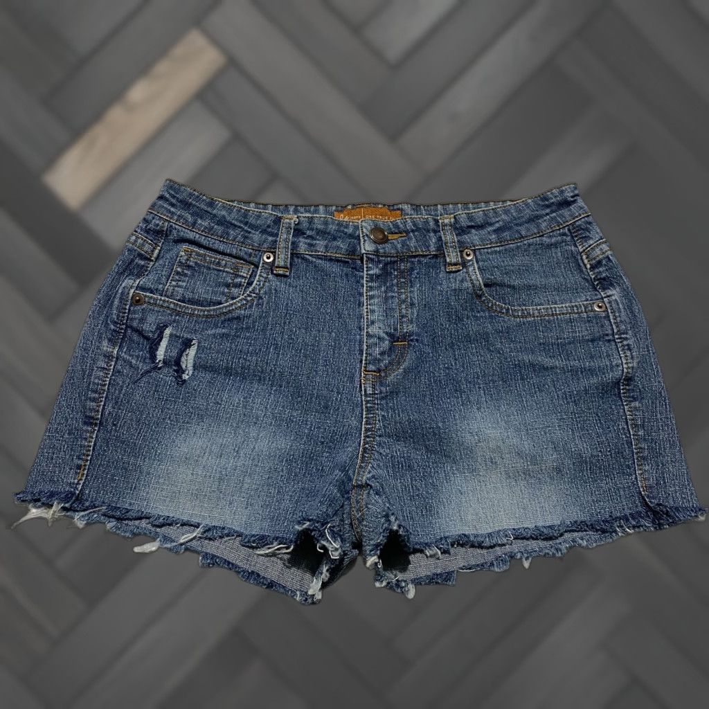 Lee Lee Womens 28 Denim Cut-Off Shorts Distressed Stretch 2.5in Inseam Summer Casual Jeans Converted Jorts Blue"} Size 28" / US 6 / IT 42 - 1 Thumbnail